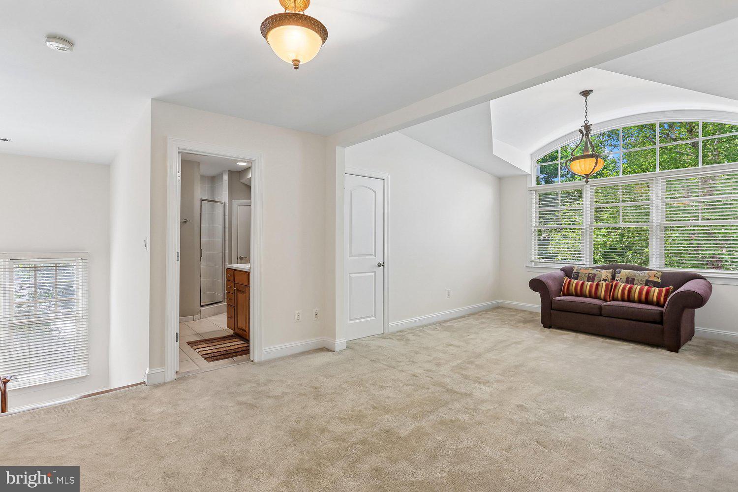 BRADLEY HILLS - Residential
