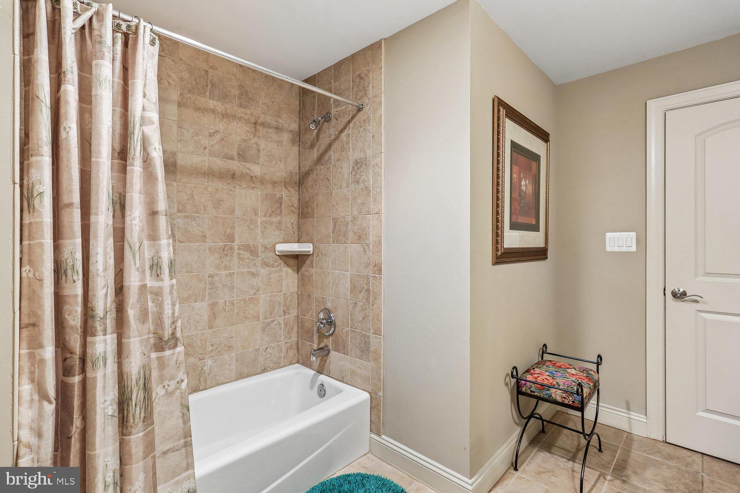 BRADLEY HILLS - Residential
