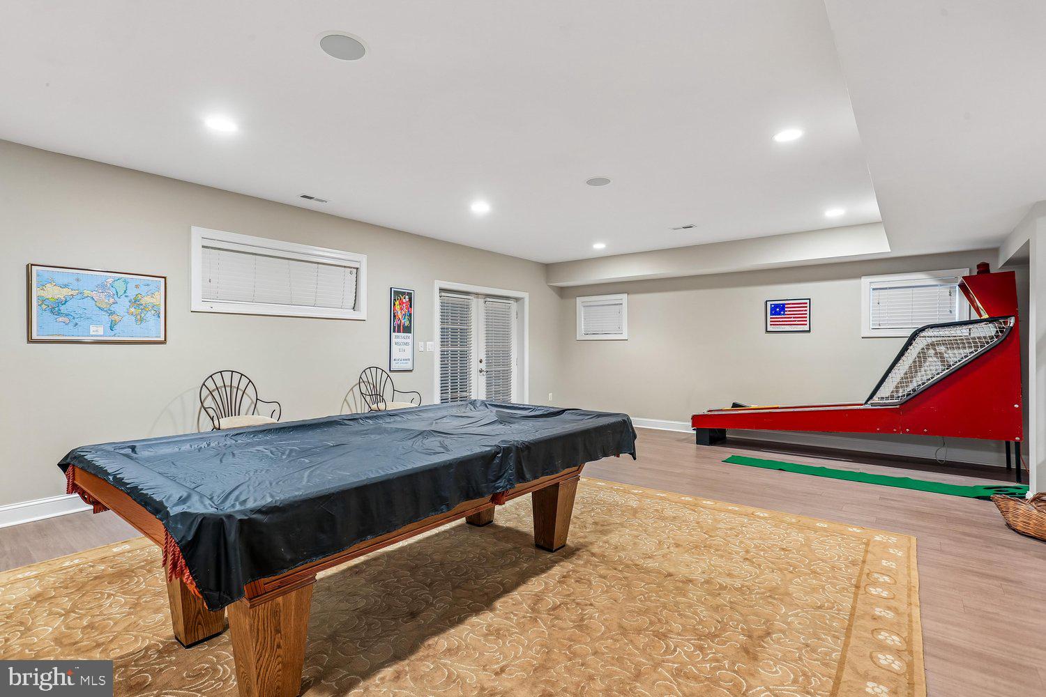 BRADLEY HILLS - Residential