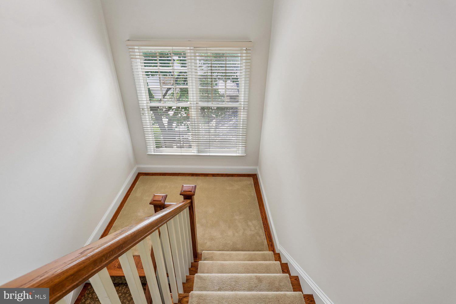 BRADLEY HILLS - Residential