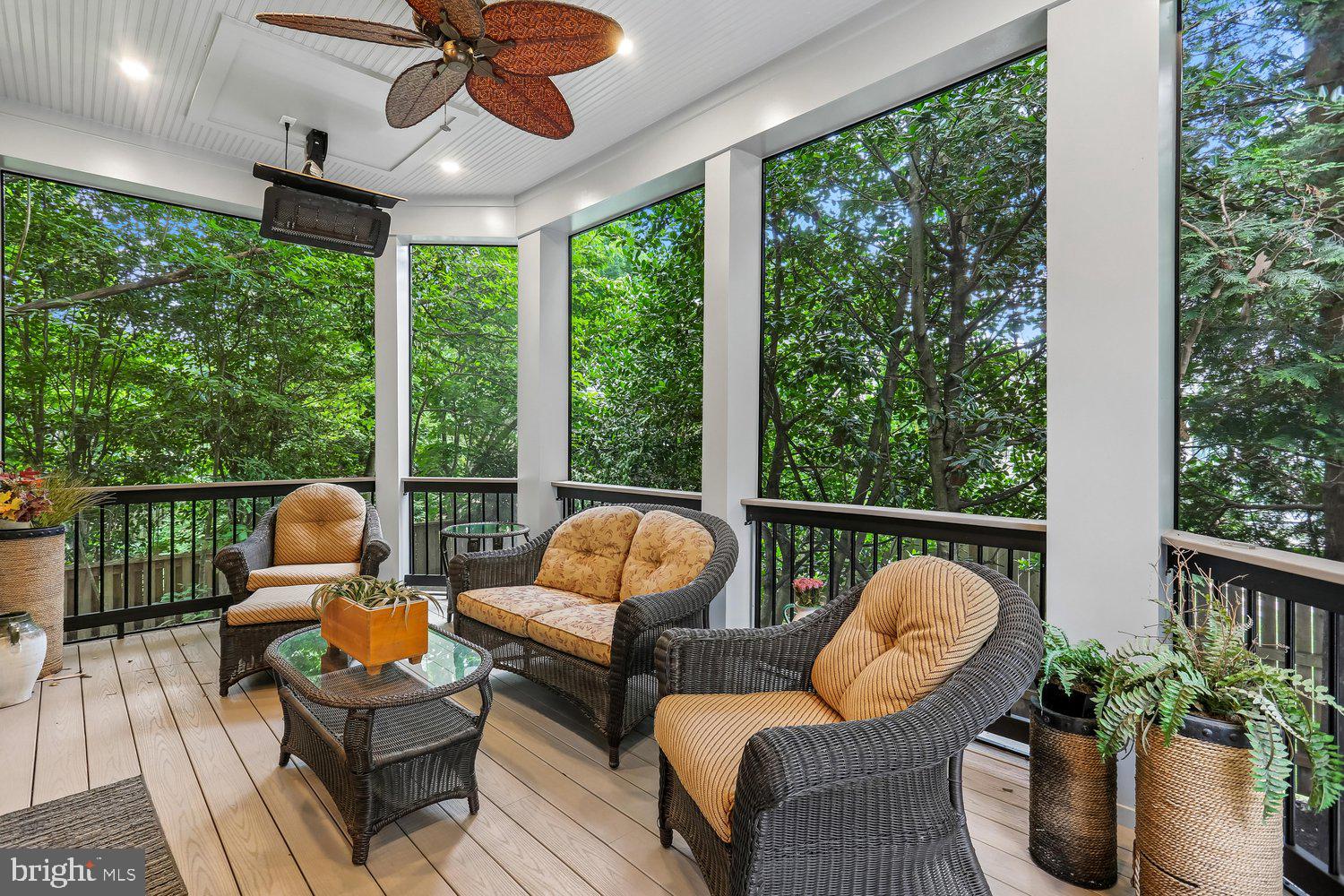 BRADLEY HILLS - Residential