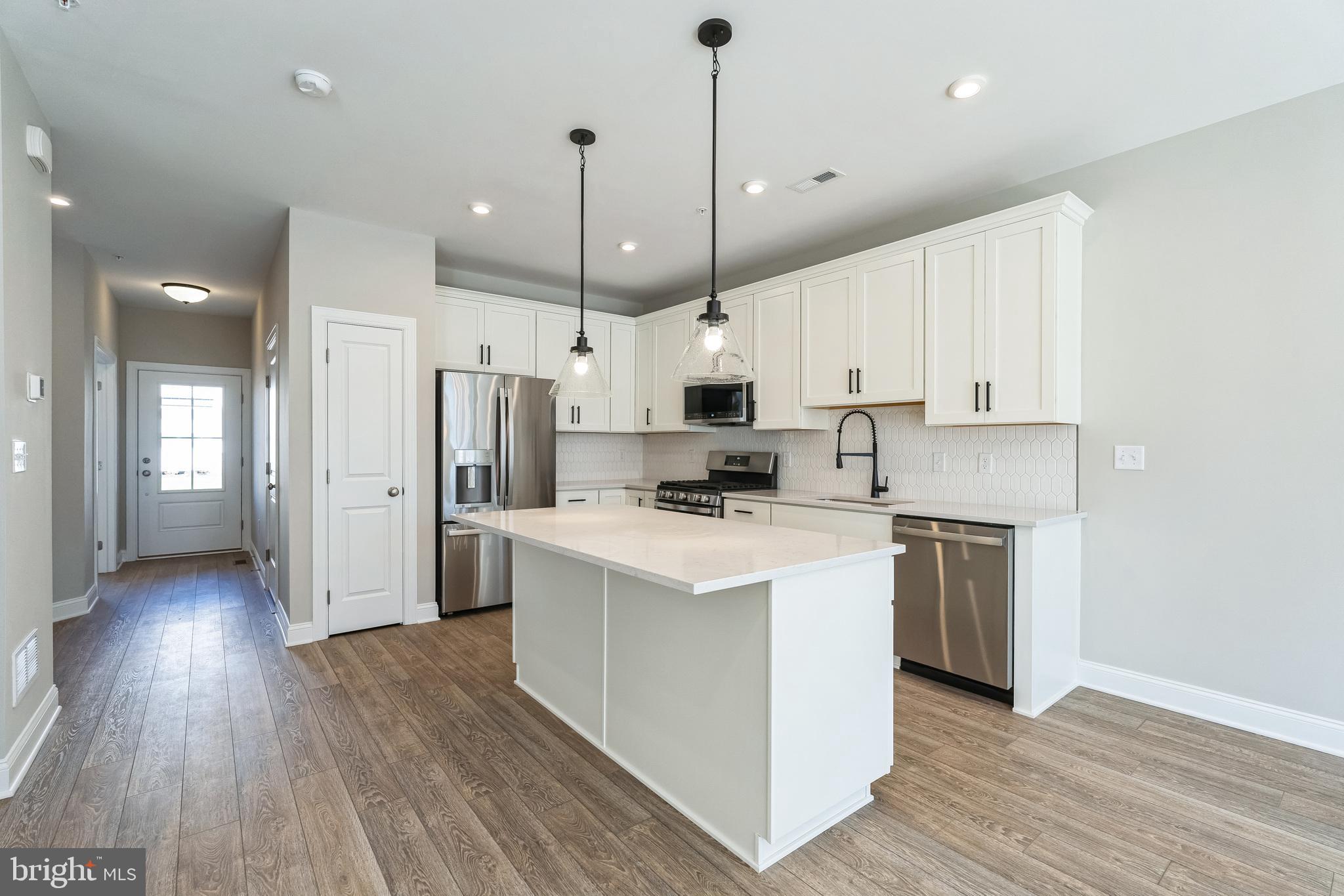 IRONWOOD - Residential Lease