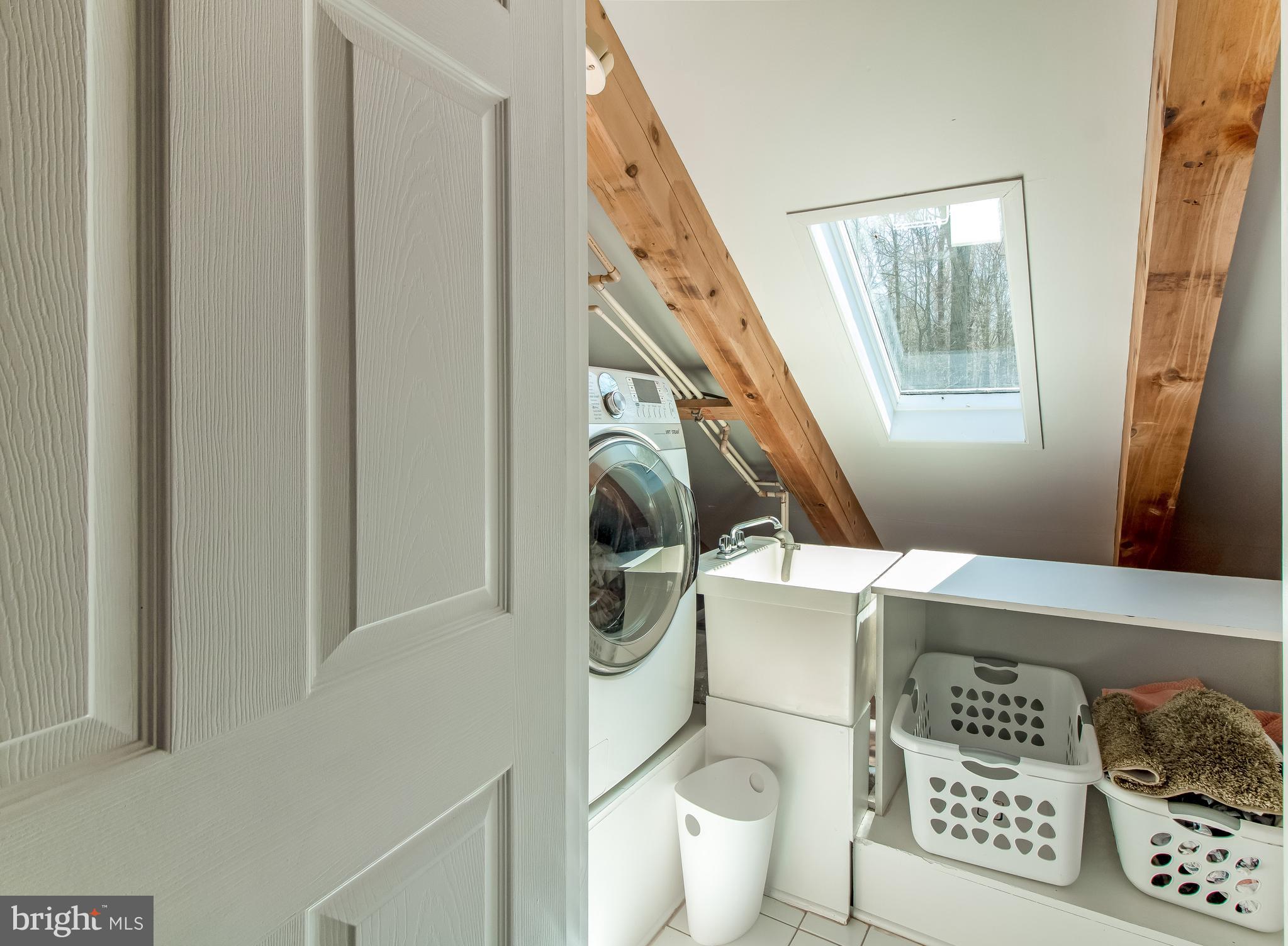 BARNESVILLE OUTSIDE - Residential