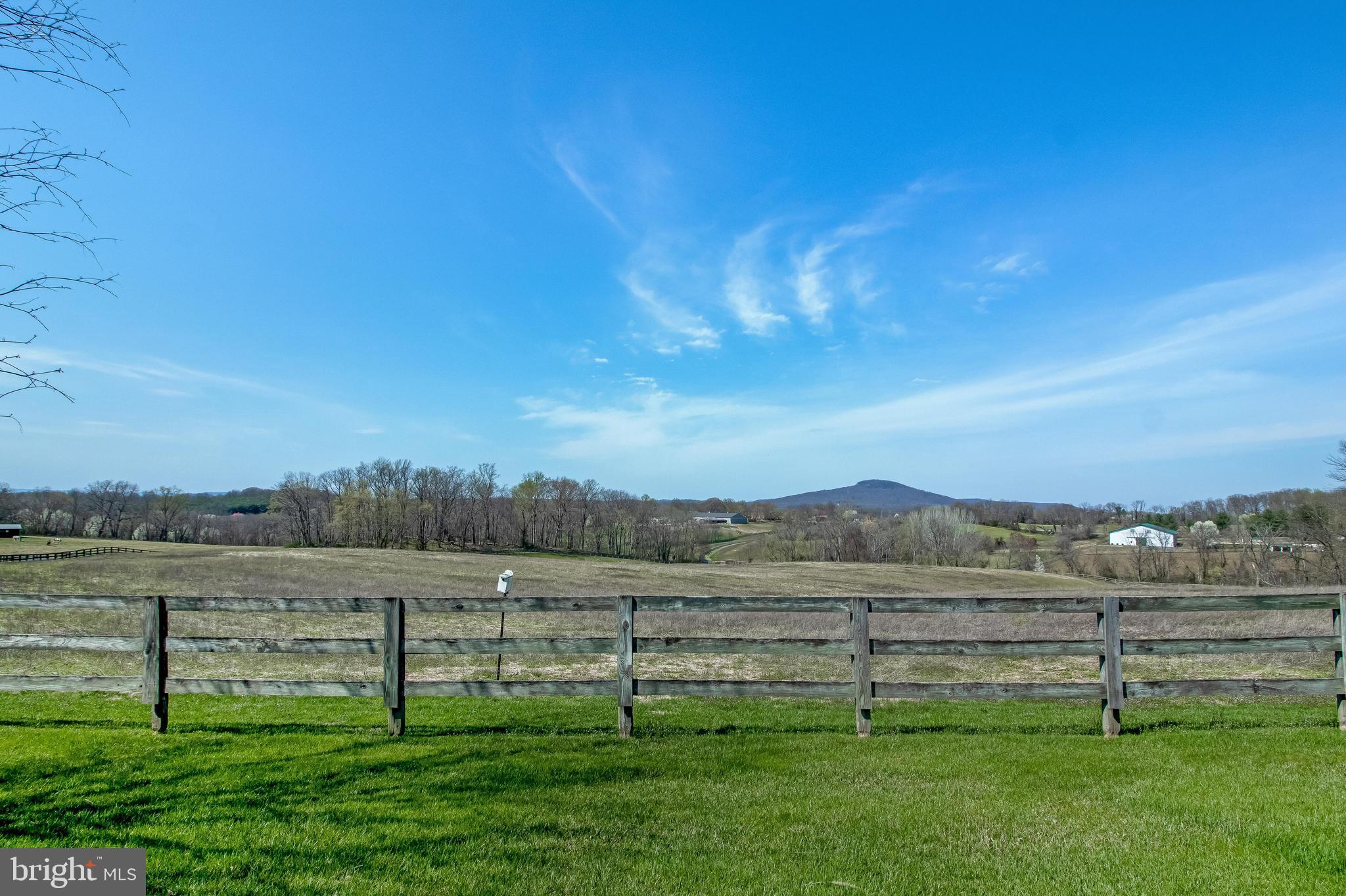 BARNESVILLE OUTSIDE - Residential
