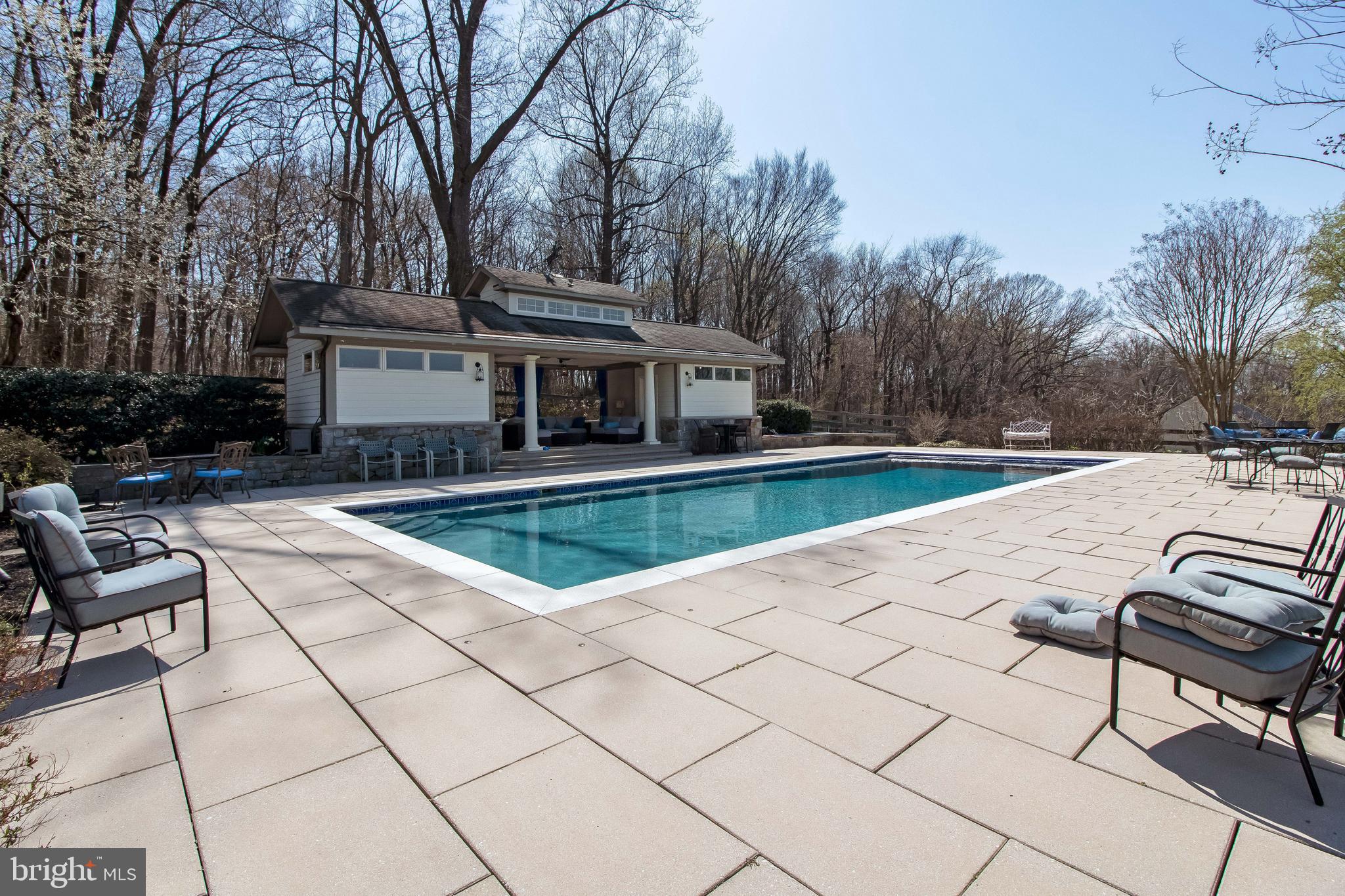 BARNESVILLE OUTSIDE - Residential