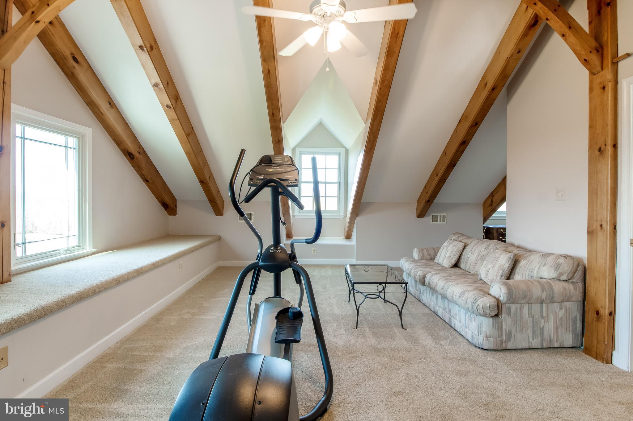 BARNESVILLE OUTSIDE - Residential