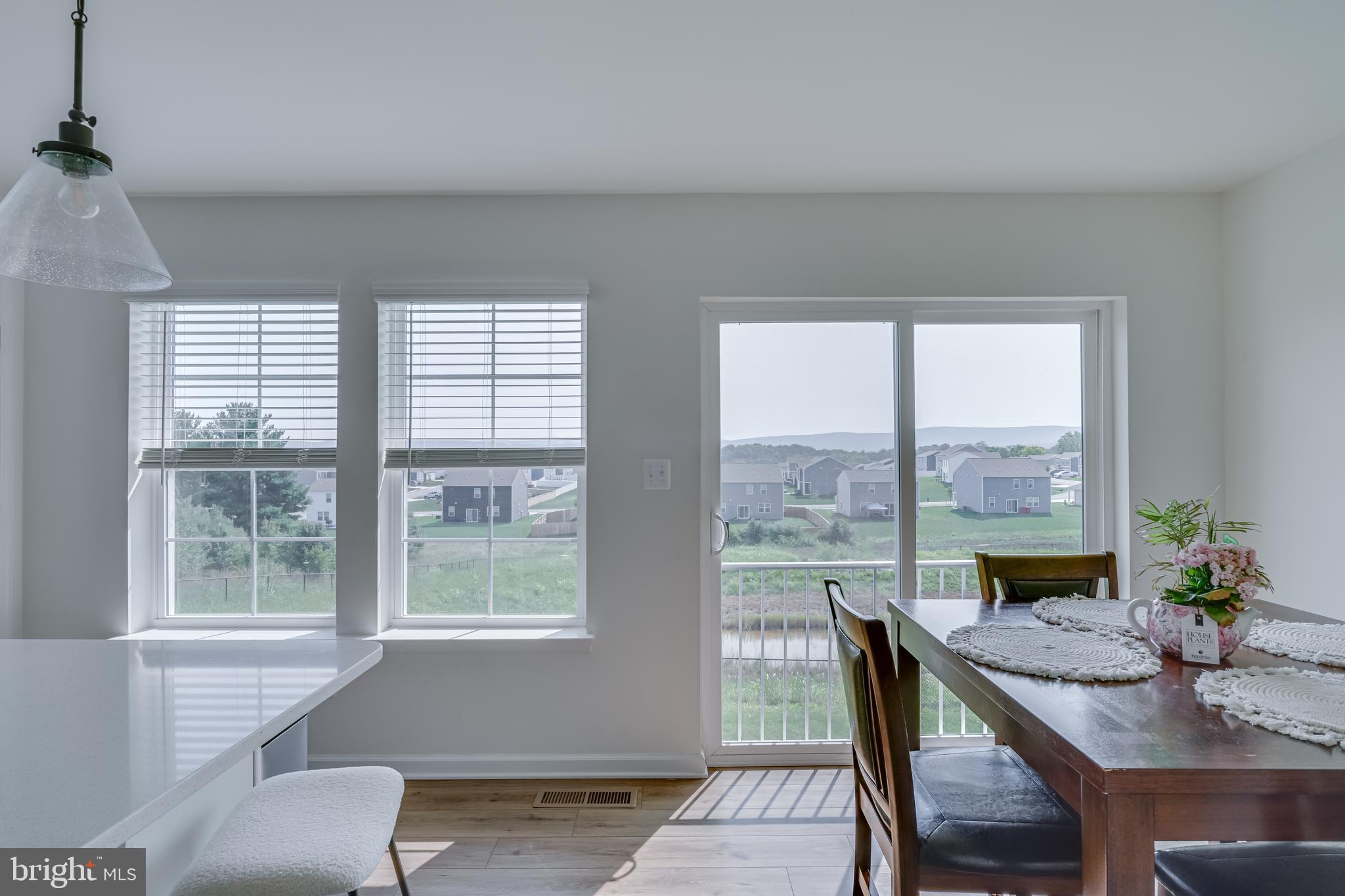 TOWNES AT TATE MANOR - Residential