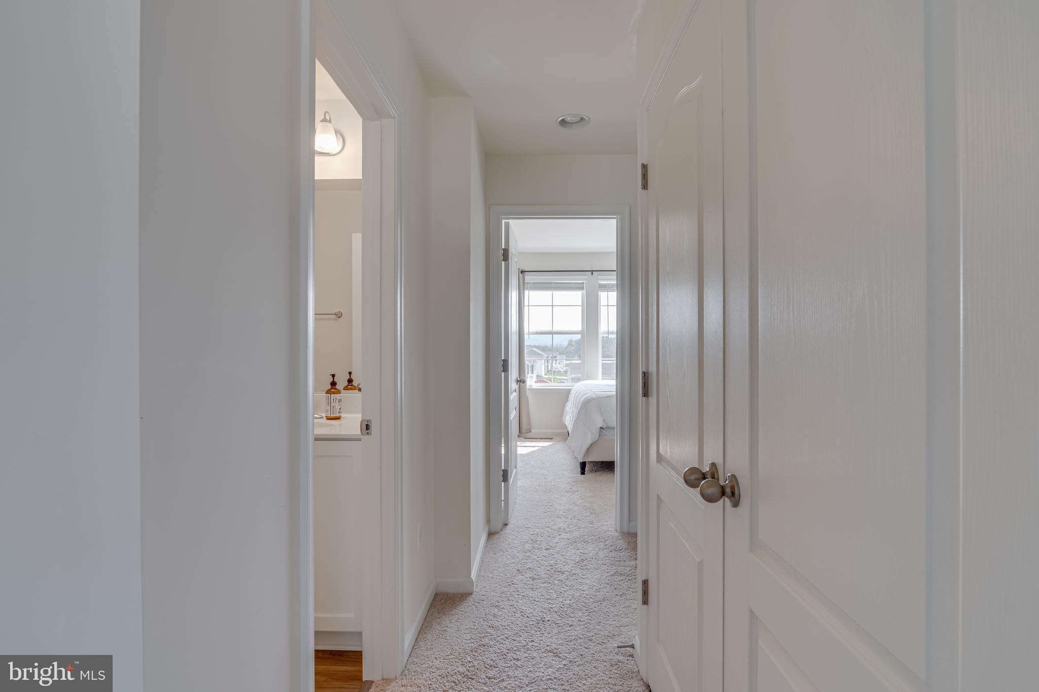 TOWNES AT TATE MANOR - Residential
