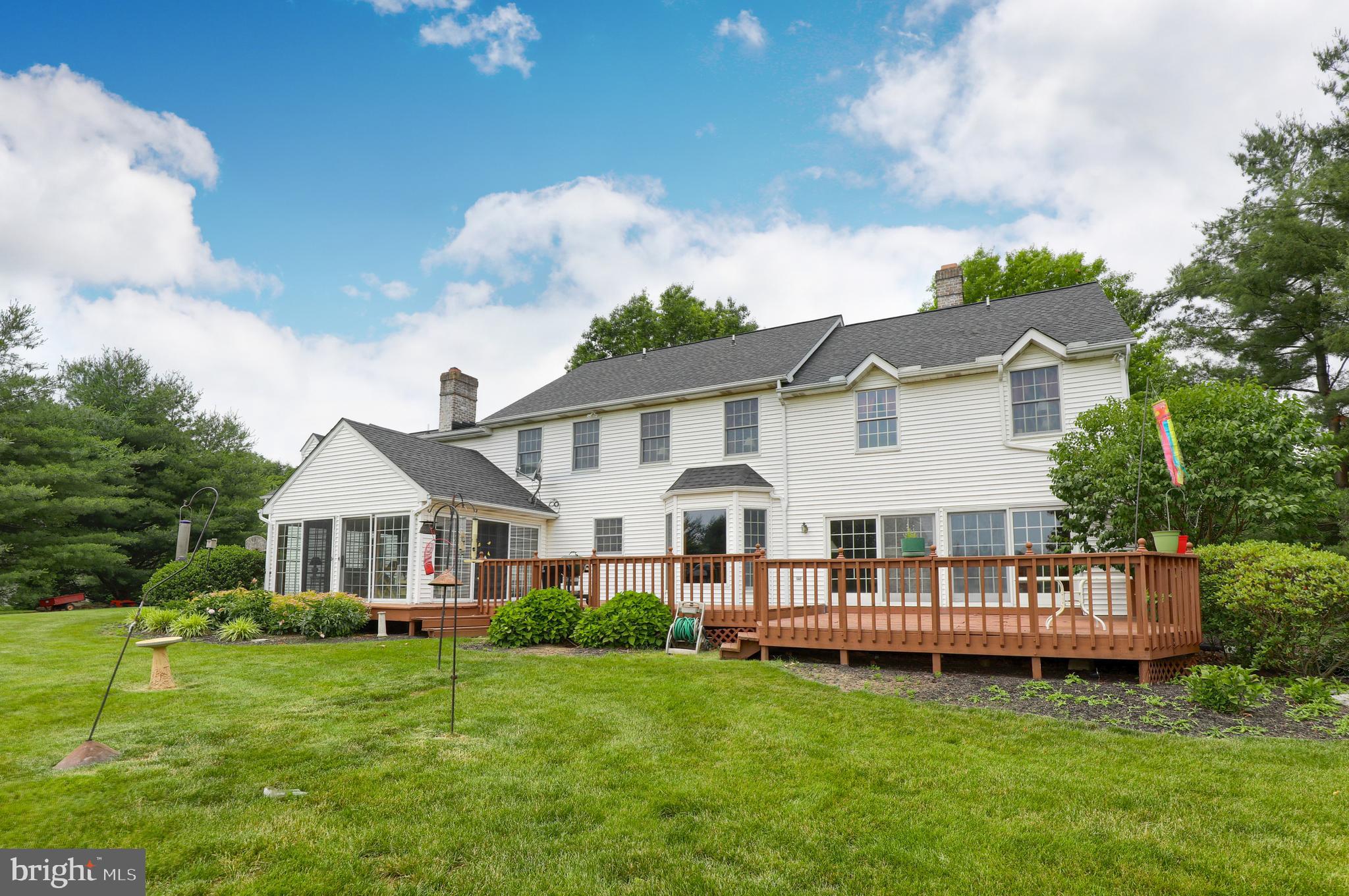 STONEHENGE - Residential