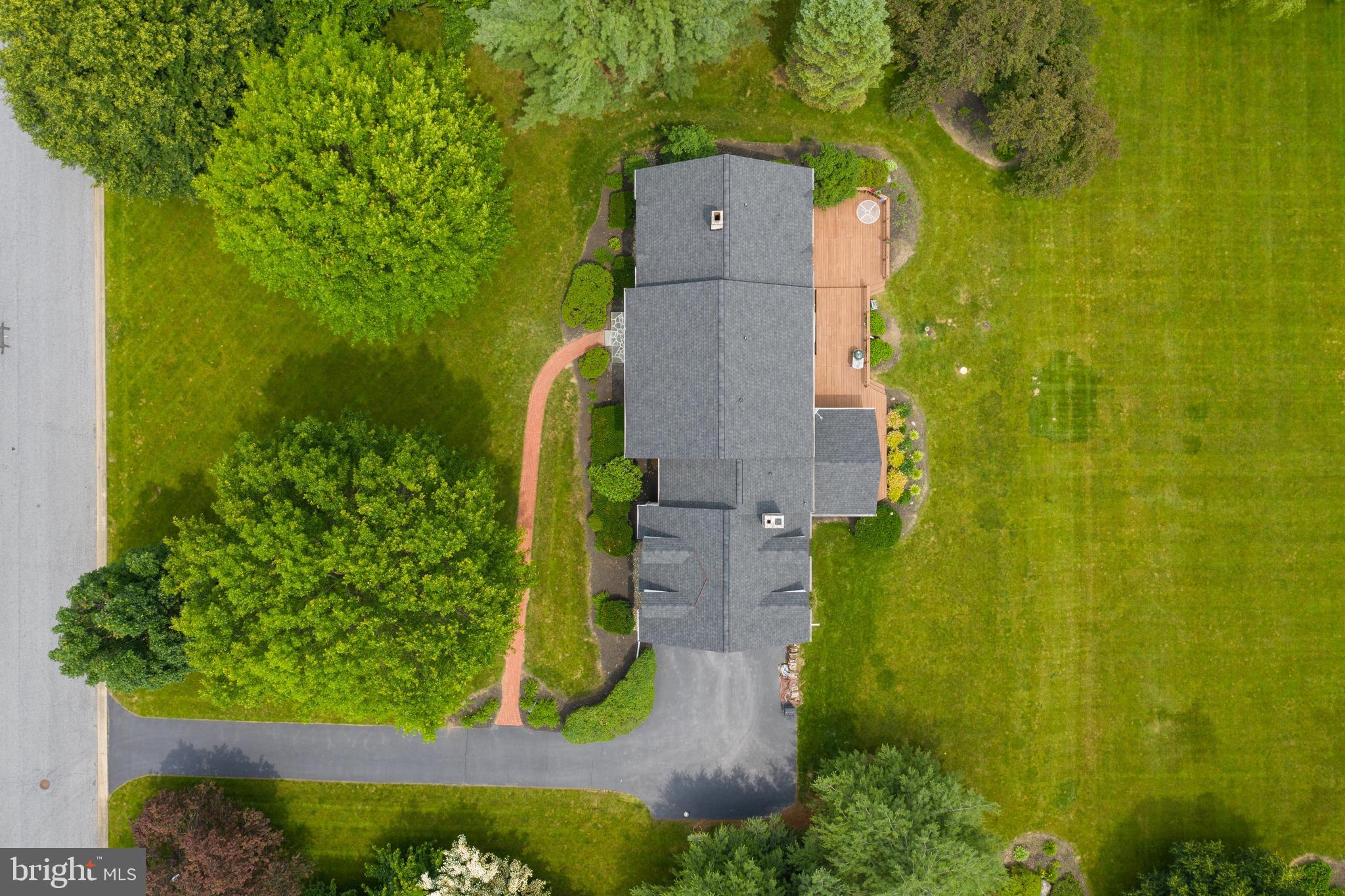 STONEHENGE - Residential
