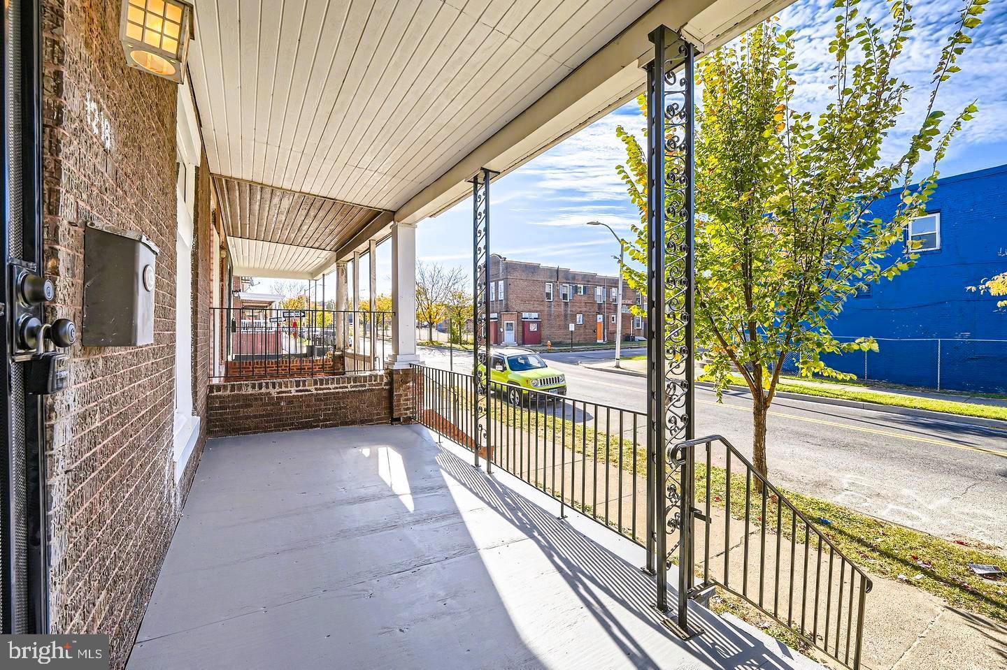 EAST BALTIMORE MIDWAY - Residential