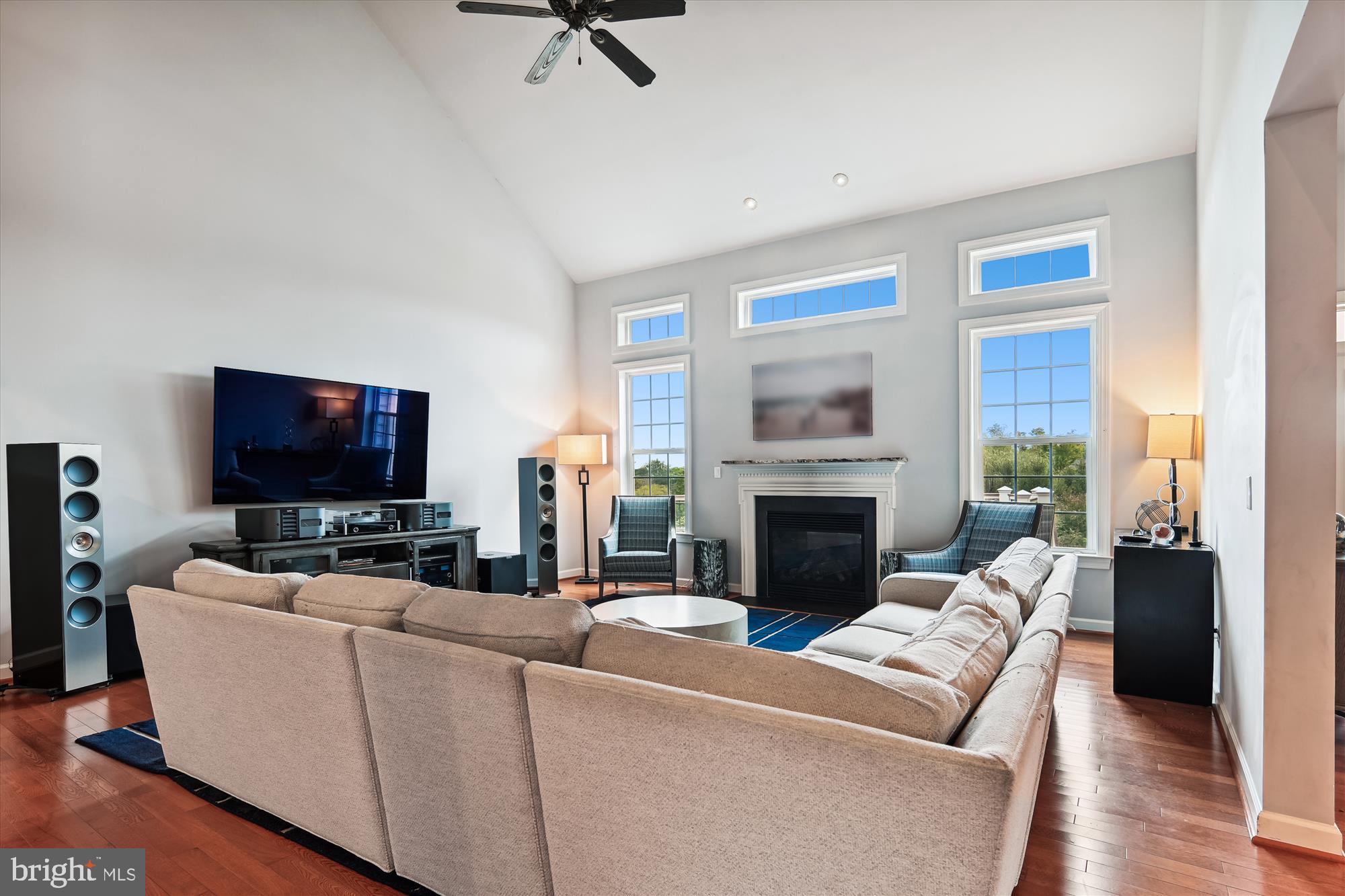 LONG ACRES - Residential