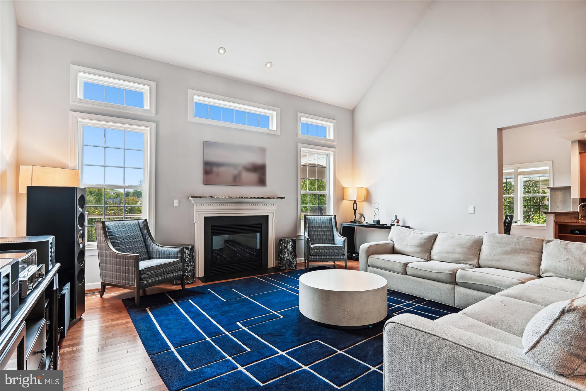 LONG ACRES - Residential
