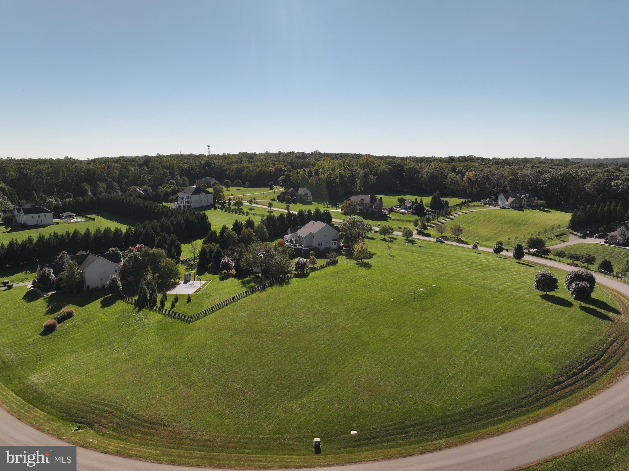 LONG ACRES - Residential