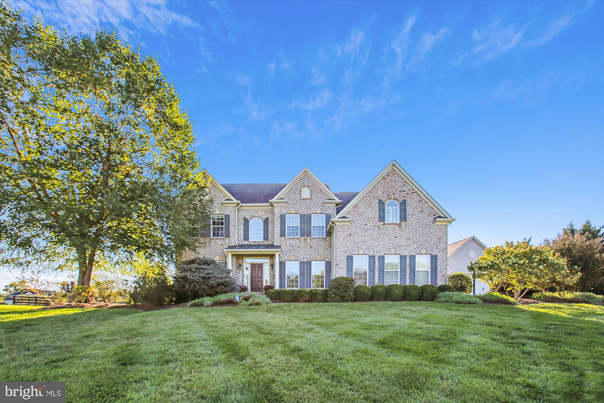LONG ACRES - Residential