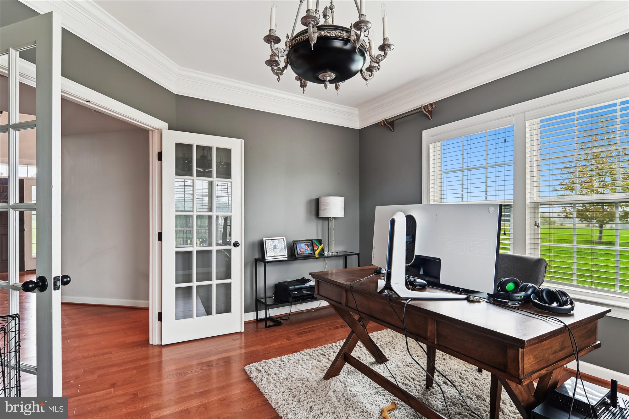 LONG ACRES - Residential