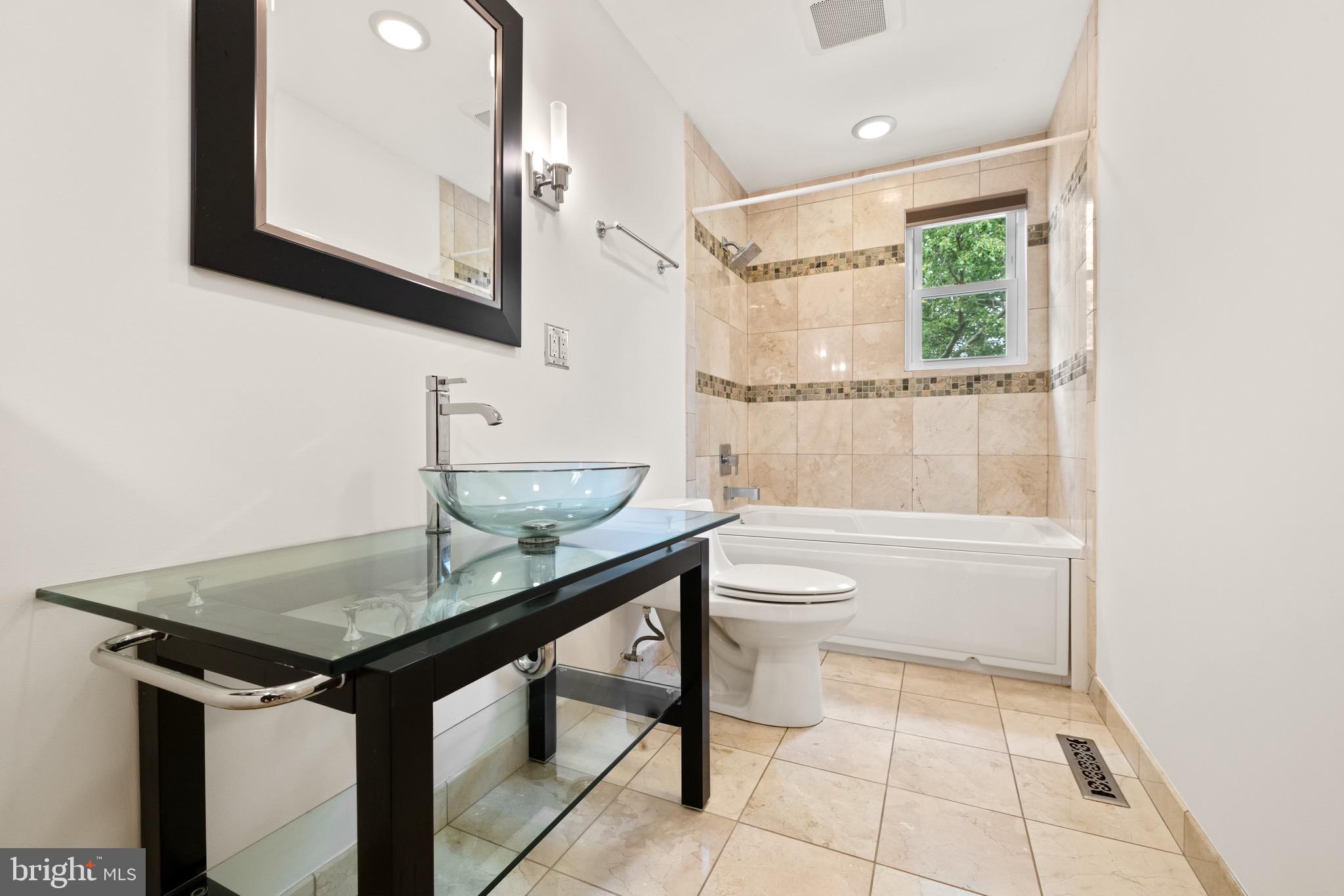 SILVERGATE SOUTH - Residential