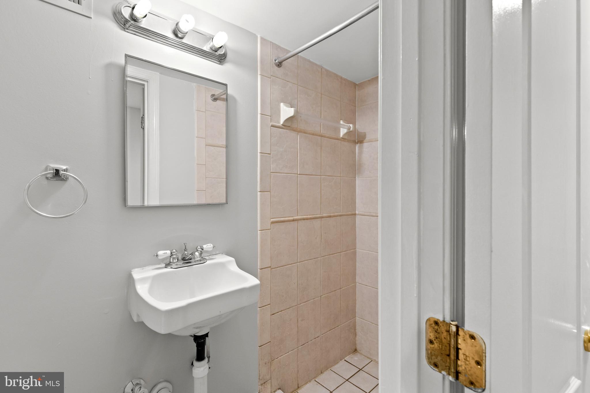 MCELDERRY PARK - Residential