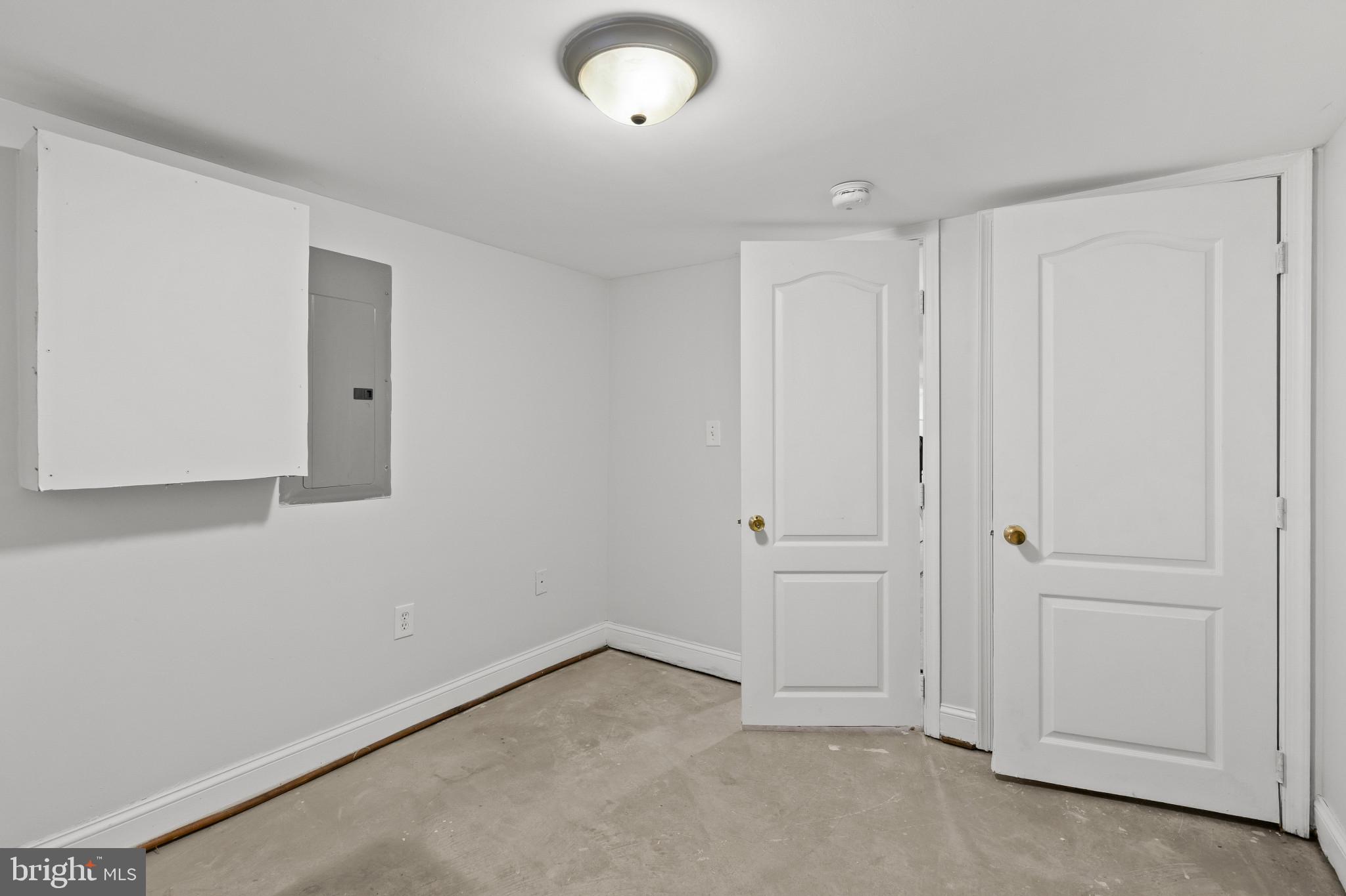 MCELDERRY PARK - Residential