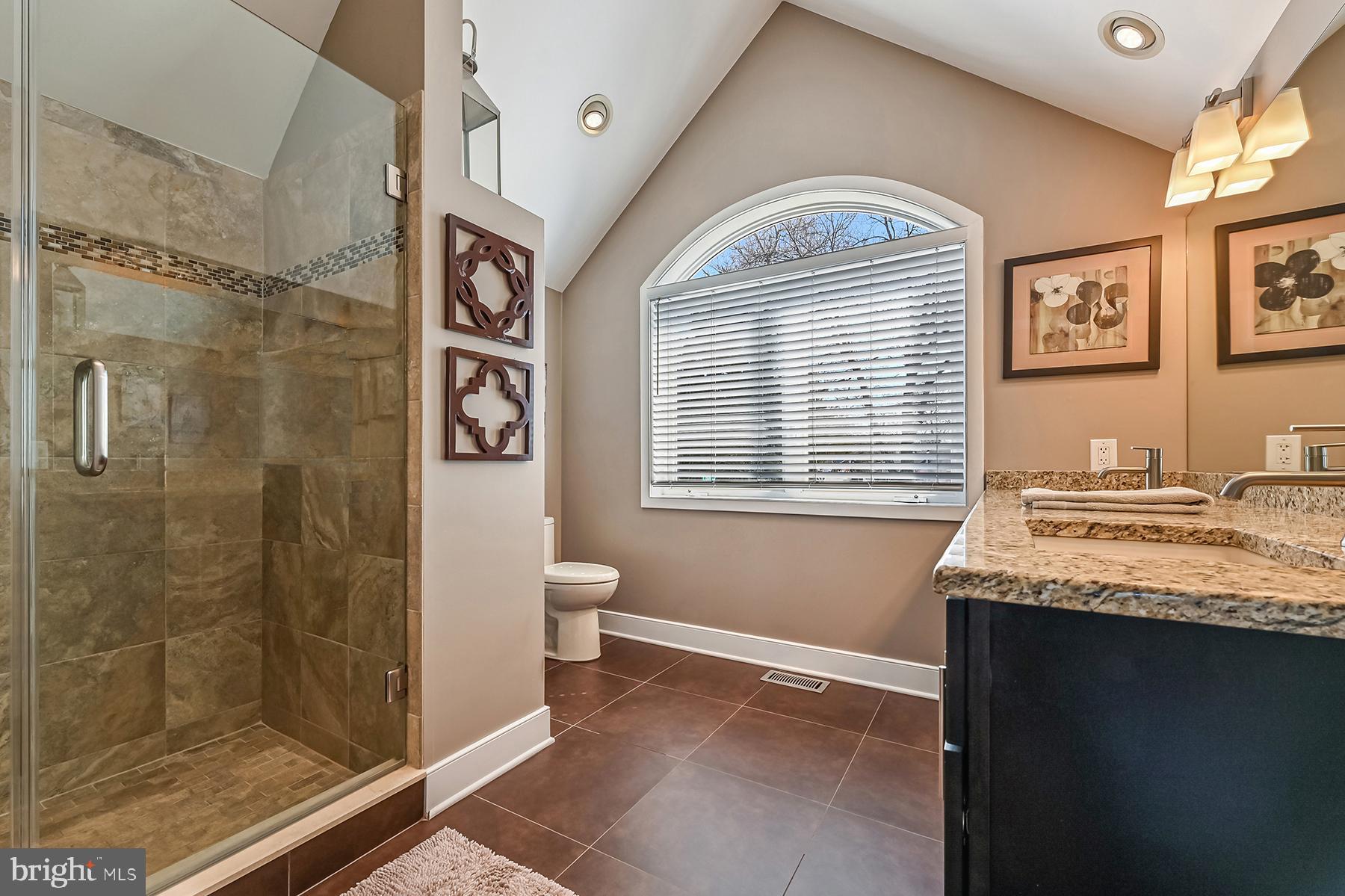 SYLVAN SHORES - Residential