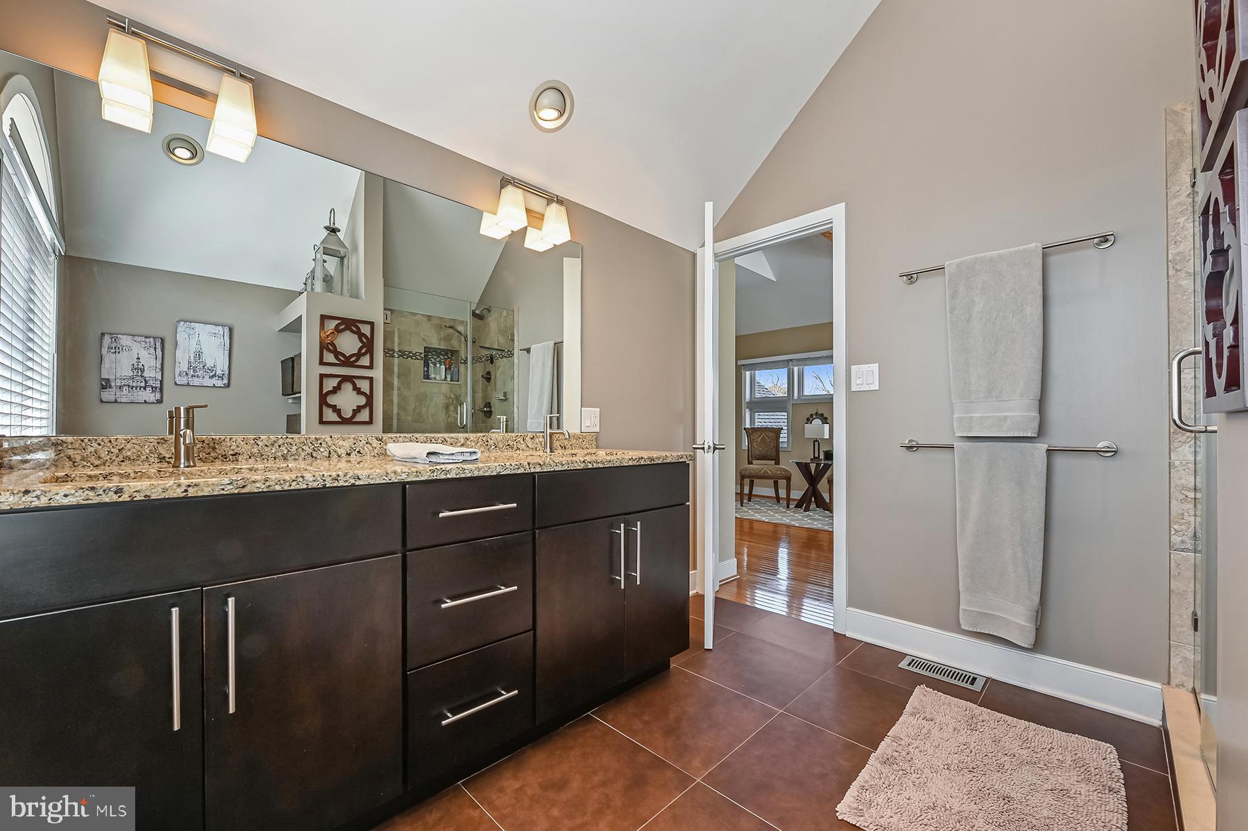SYLVAN SHORES - Residential