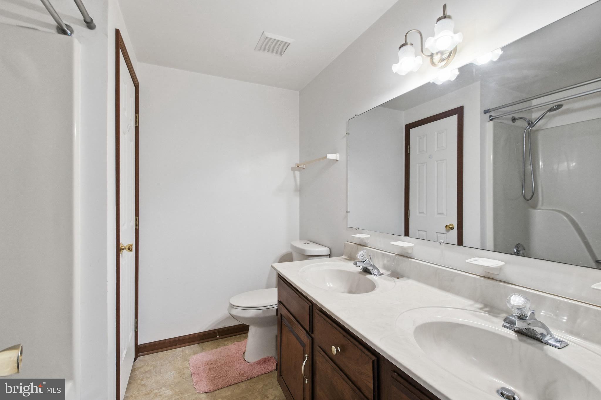 INDIAN RUN ESTATES - Residential