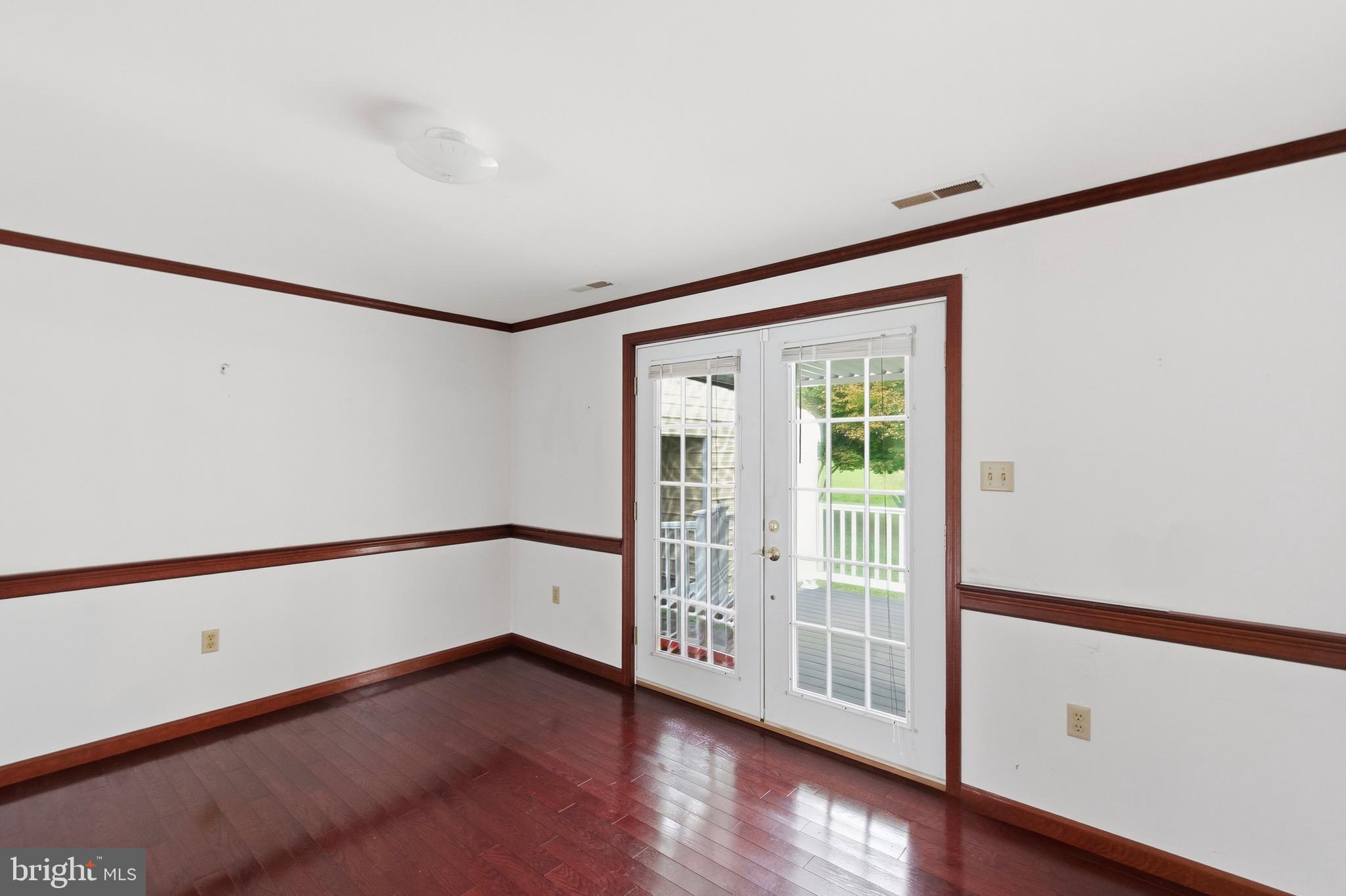INDIAN RUN ESTATES - Residential