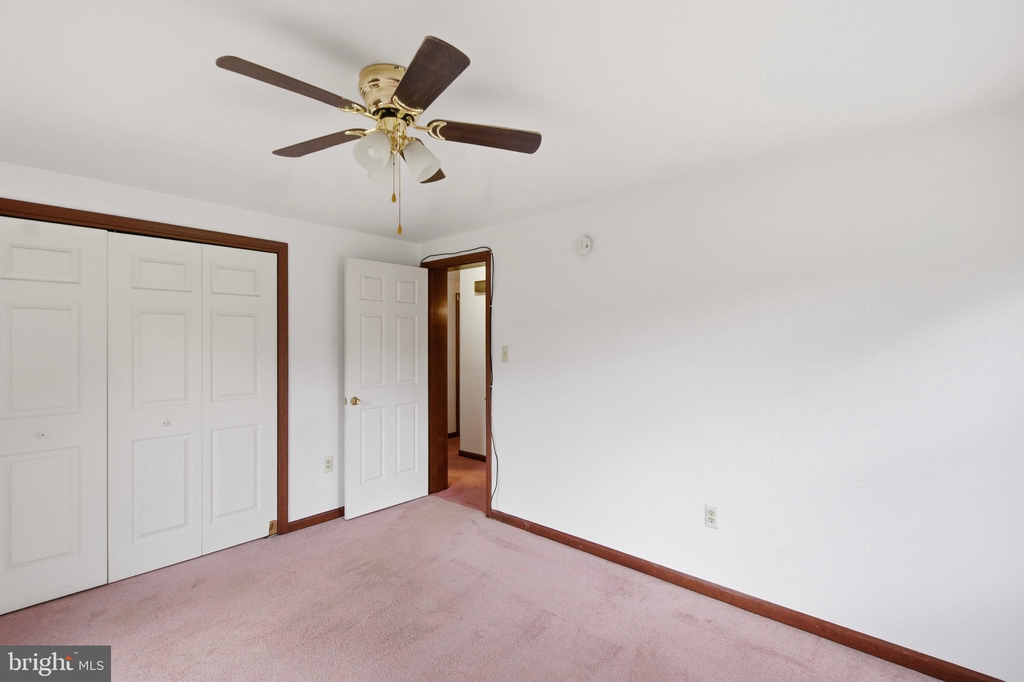 INDIAN RUN ESTATES - Residential