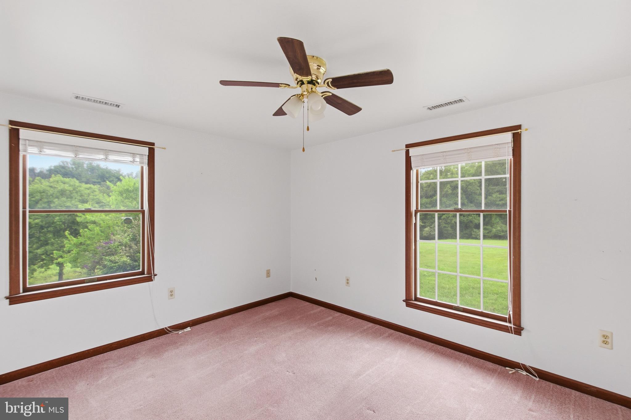 INDIAN RUN ESTATES - Residential