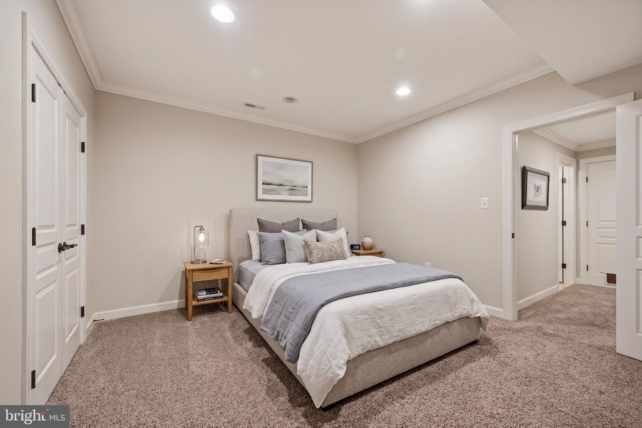 THE WARFIELDS II - Residential