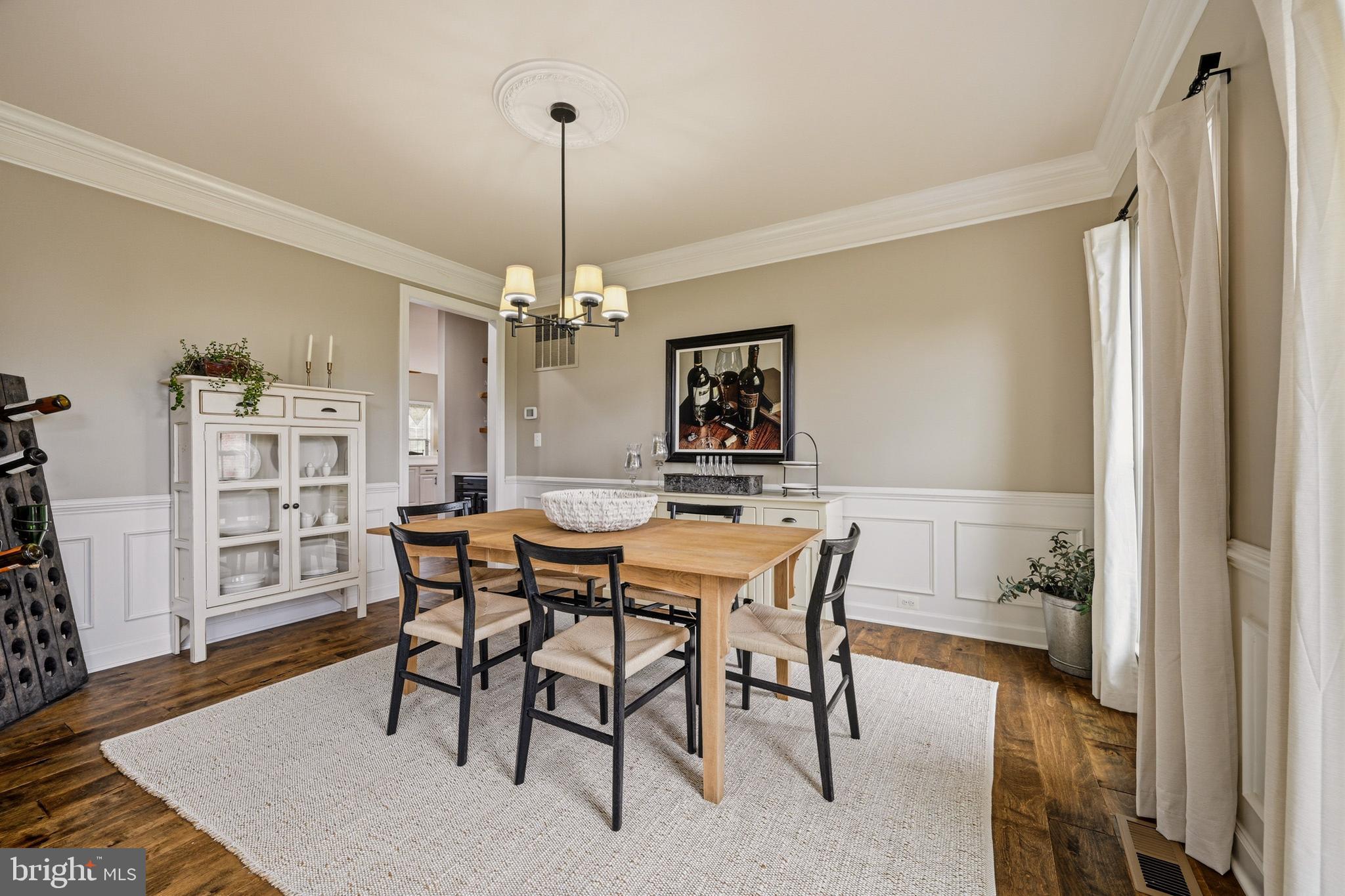 THE WARFIELDS II - Residential