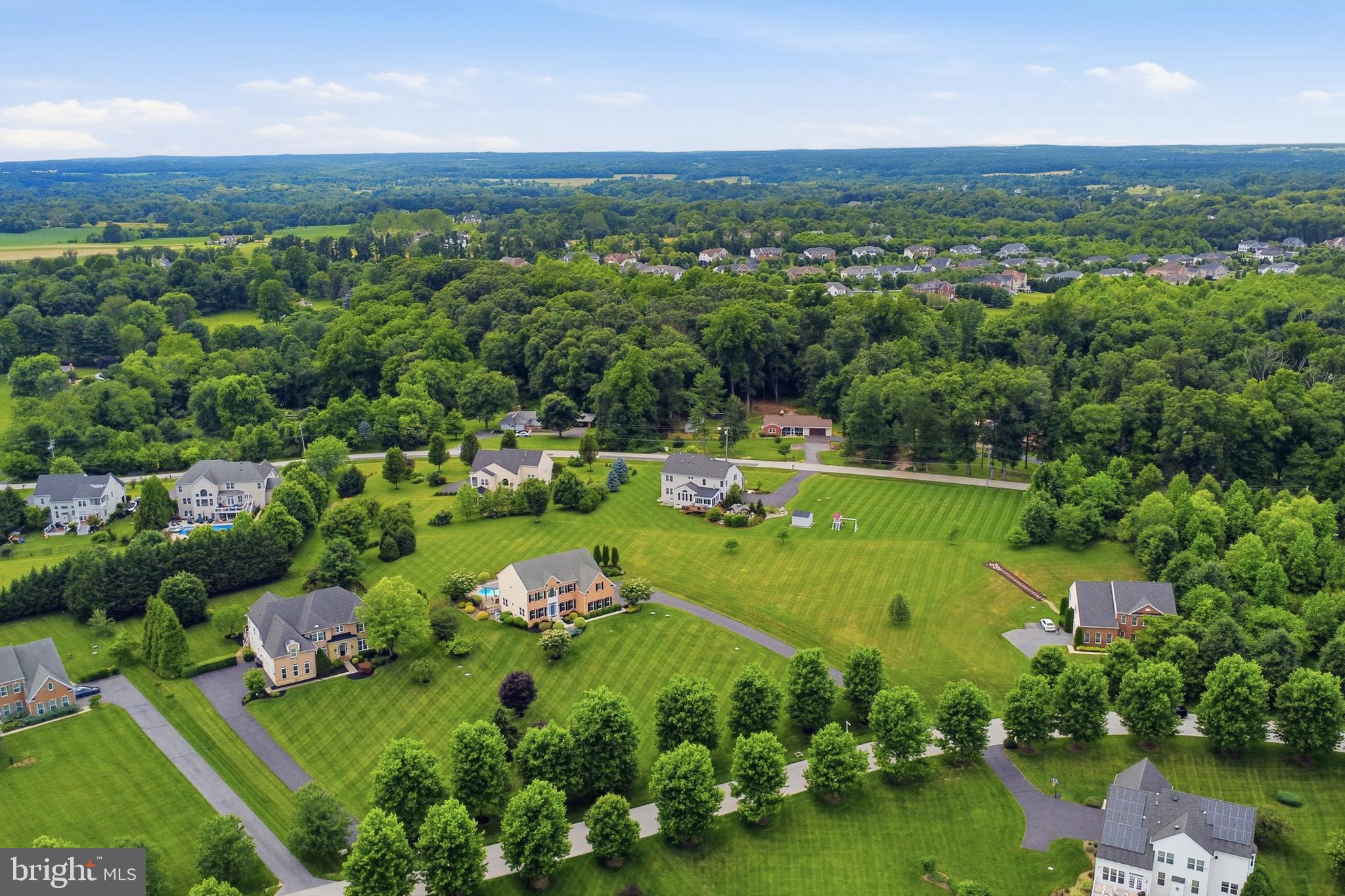 THE WARFIELDS II - Residential