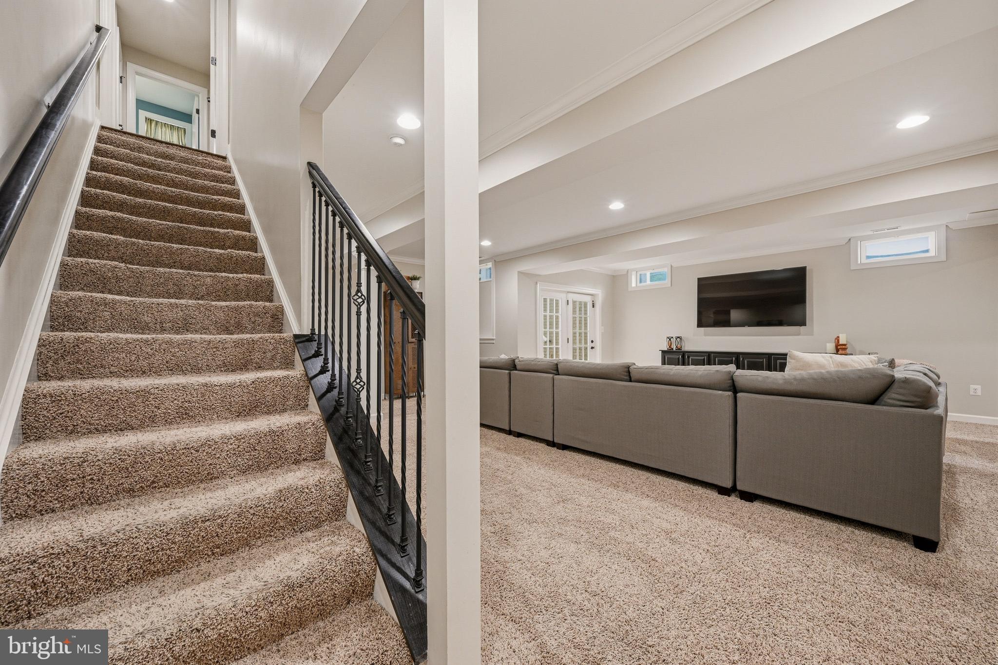 THE WARFIELDS II - Residential