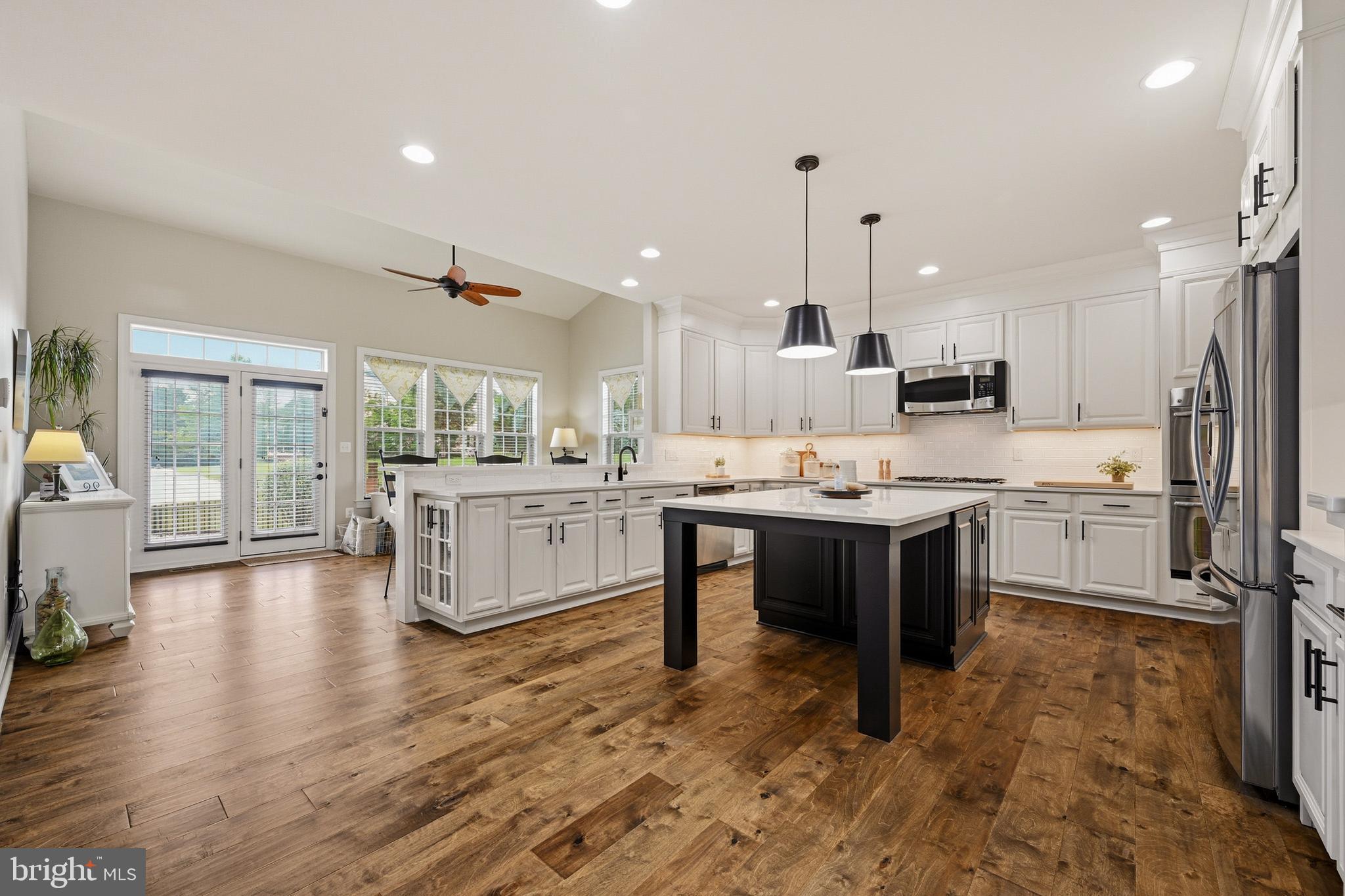 THE WARFIELDS II - Residential