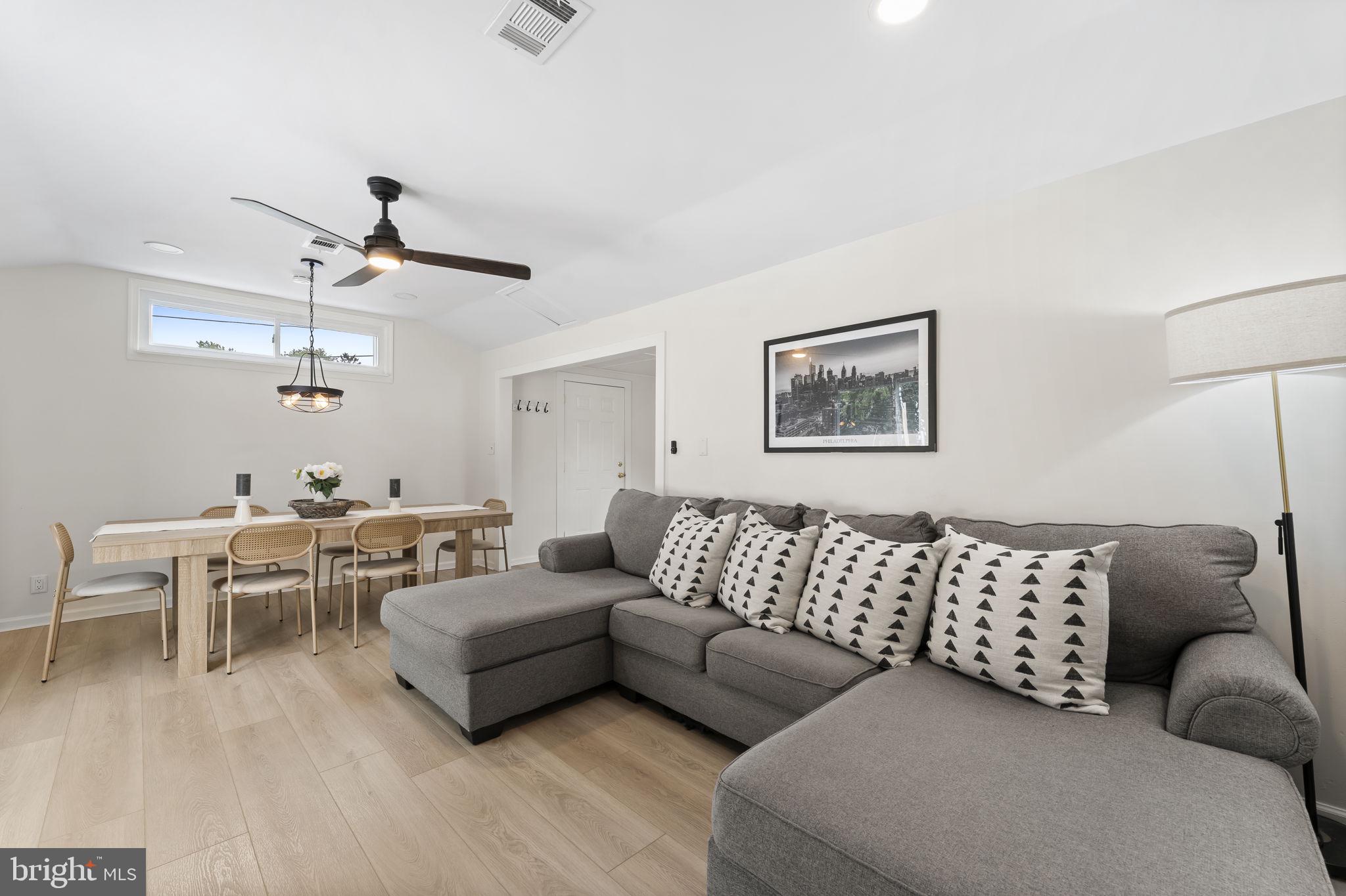 PAOLI GARDENS - Residential