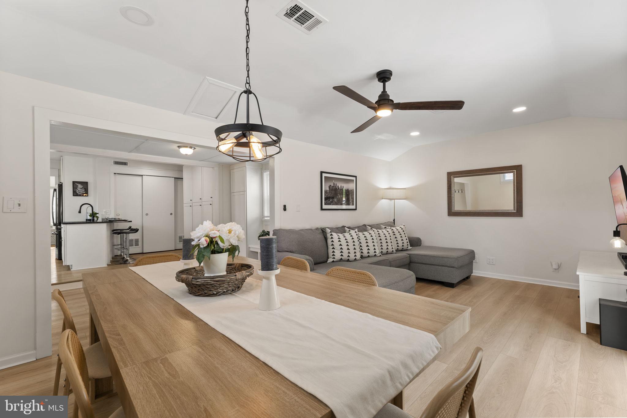 PAOLI GARDENS - Residential