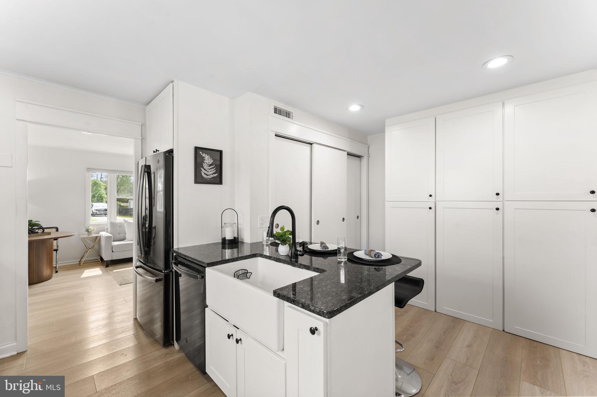 PAOLI GARDENS - Residential