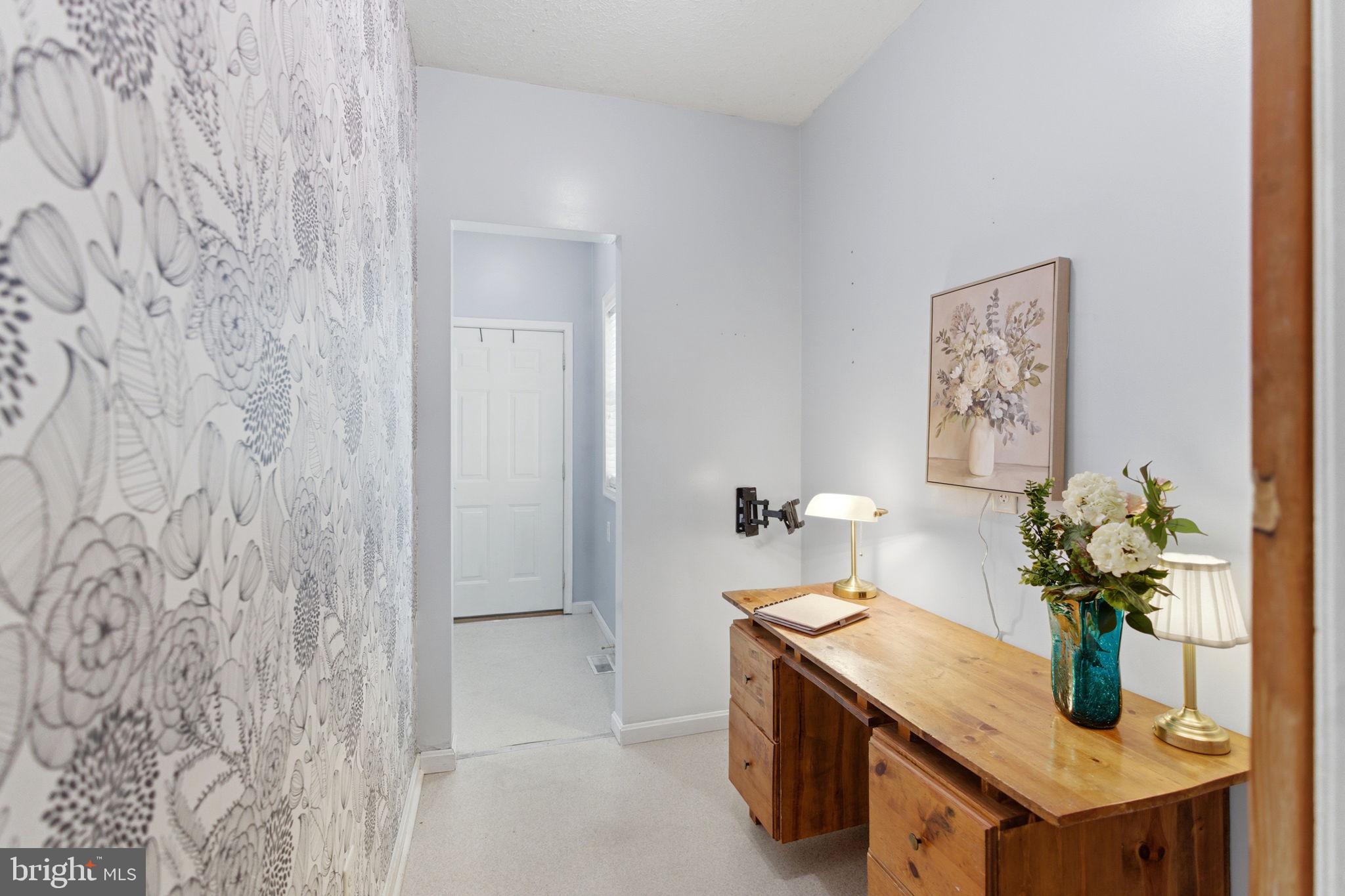 CROWN POINTE - Residential