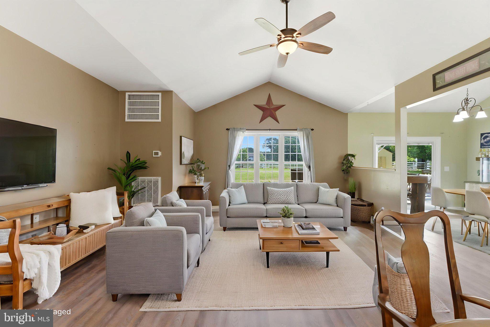 CROWN POINTE - Residential