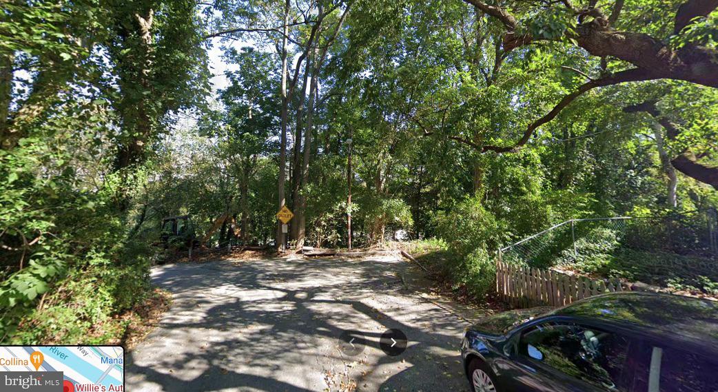 This listing is for 4 adjacent parcels sold together.

Penn Ave is a paper street between Lyle and Jefferson. The frontage of all 4 lots are 300 feet.

All the numbers are for all 4 parcels together.  Public records indicate that there are public utilities nearby.
Owner financing available. Terms: 20% down, Interest rate (variable) prime rate + 2.5%.
