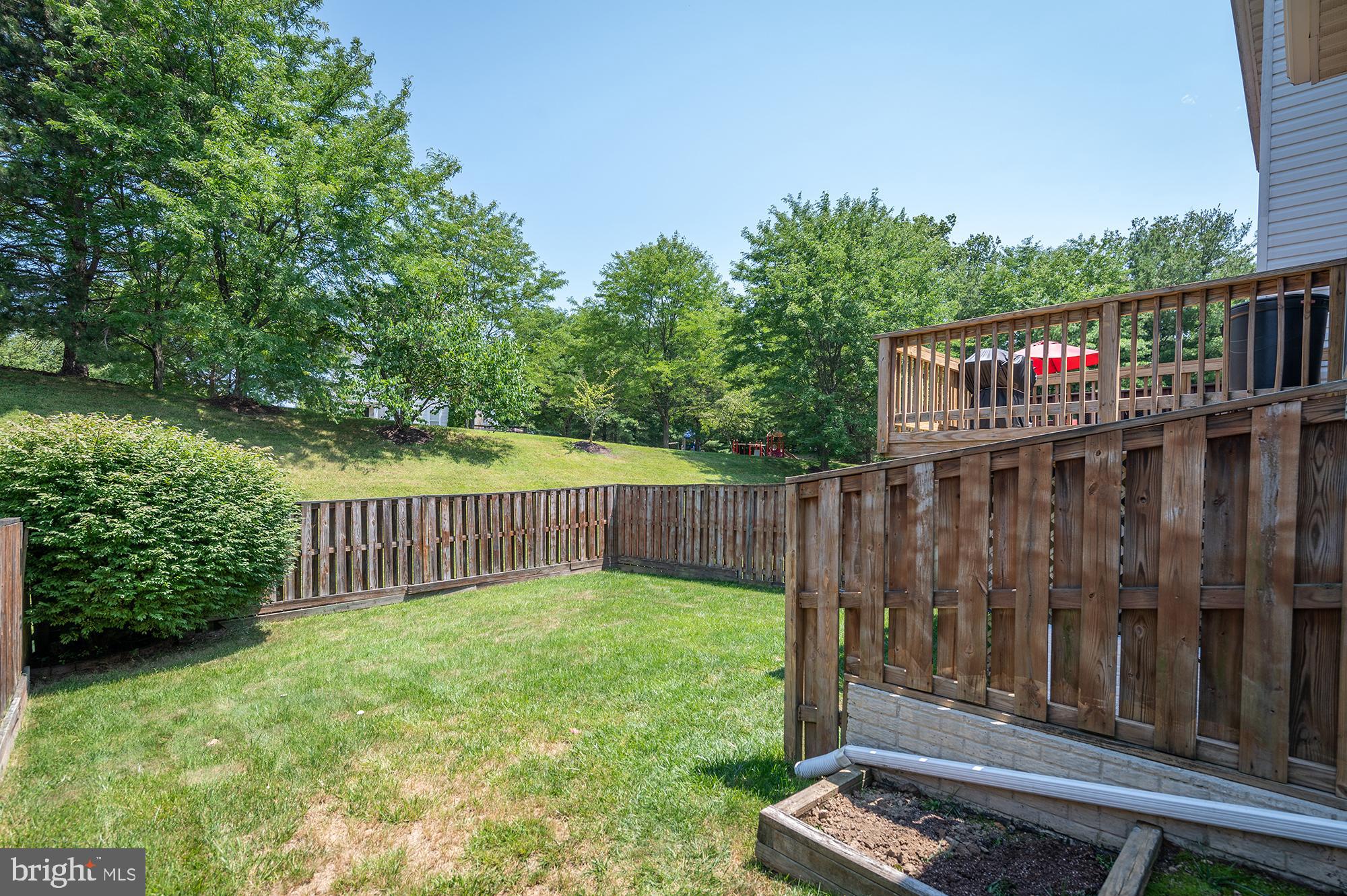 THE VILLAGES OF LYONSFIELD RUN - Residential