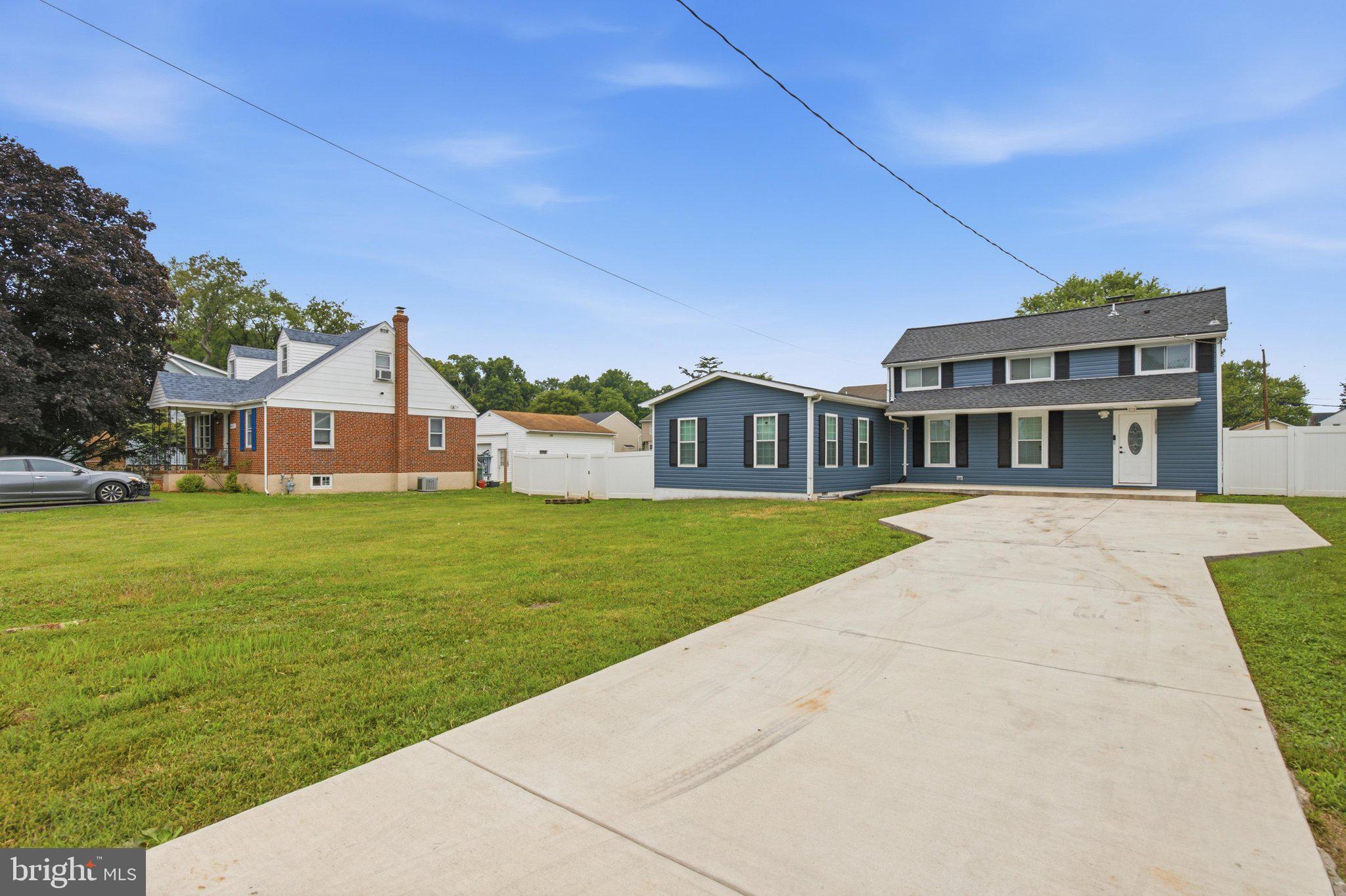 HAYWOOD HEIGHTS - Residential