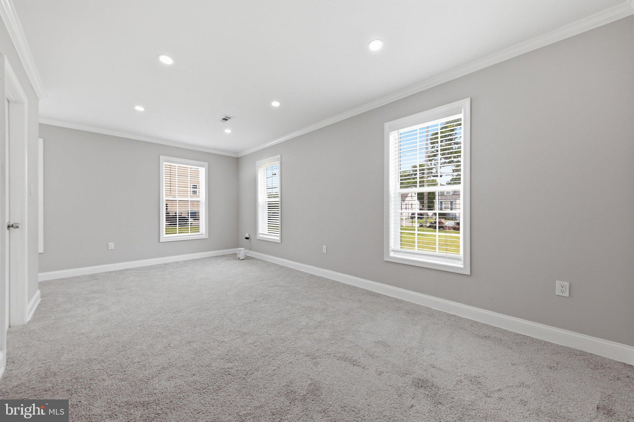HAYWOOD HEIGHTS - Residential