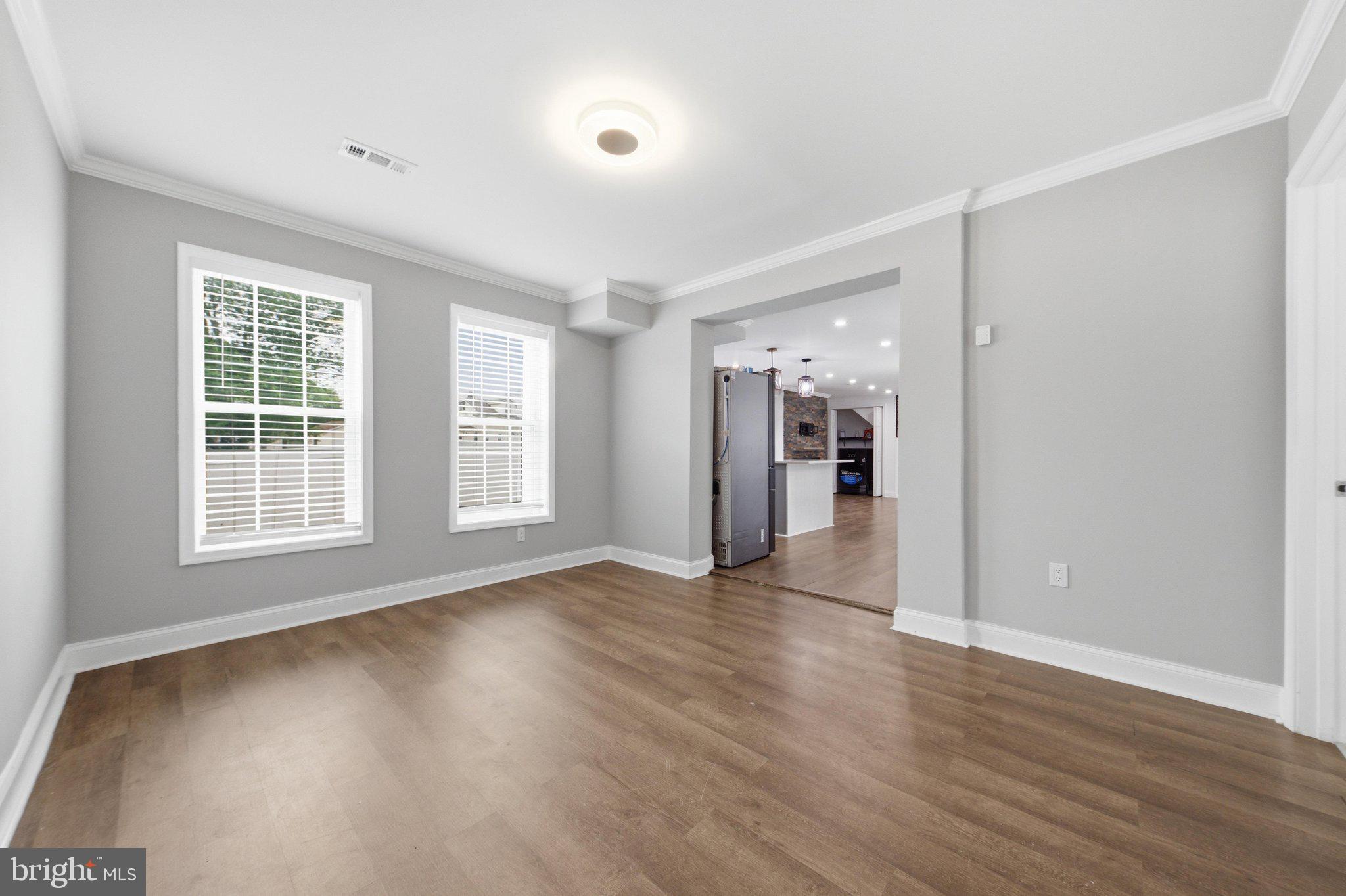 HAYWOOD HEIGHTS - Residential