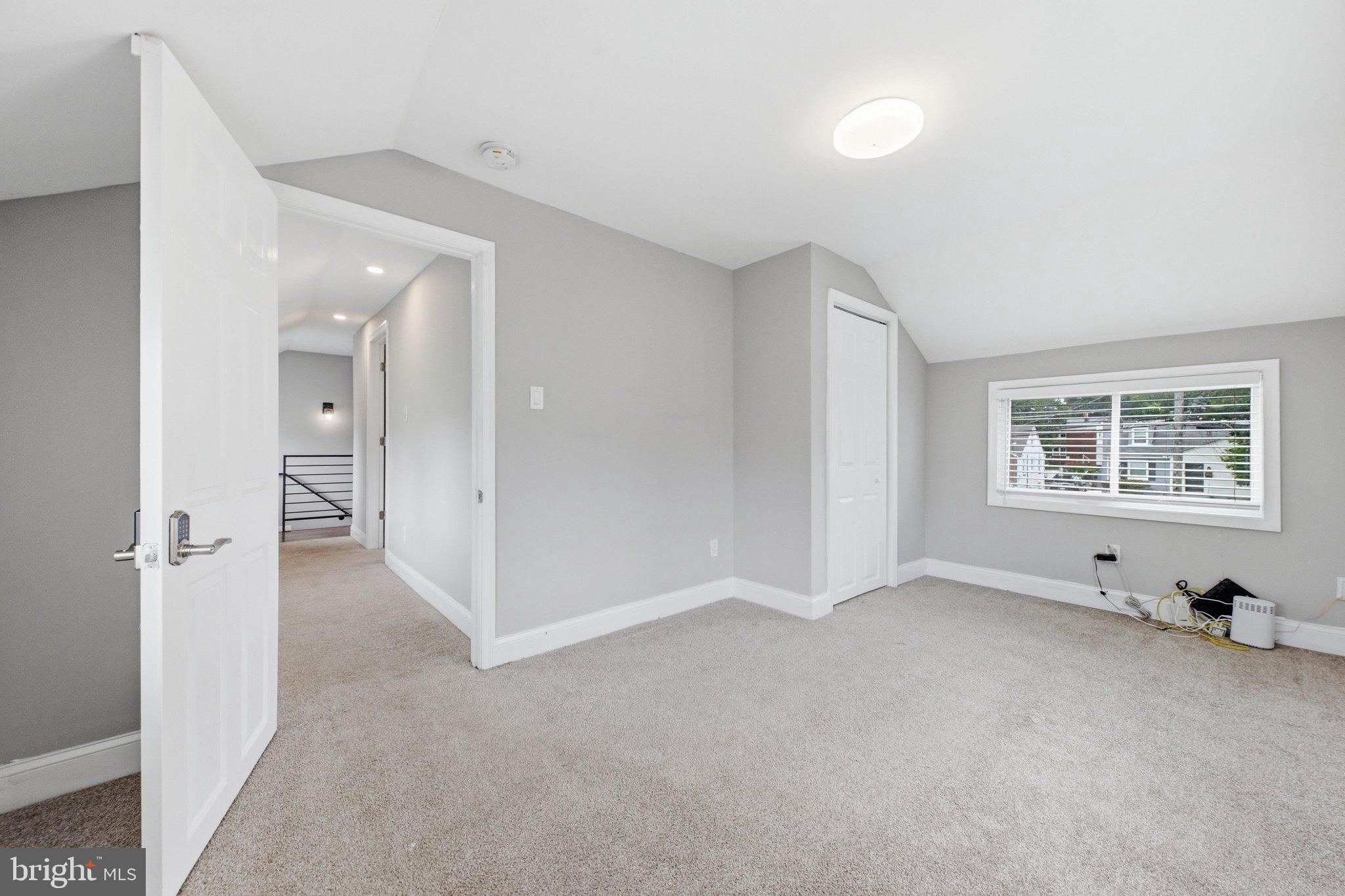 HAYWOOD HEIGHTS - Residential