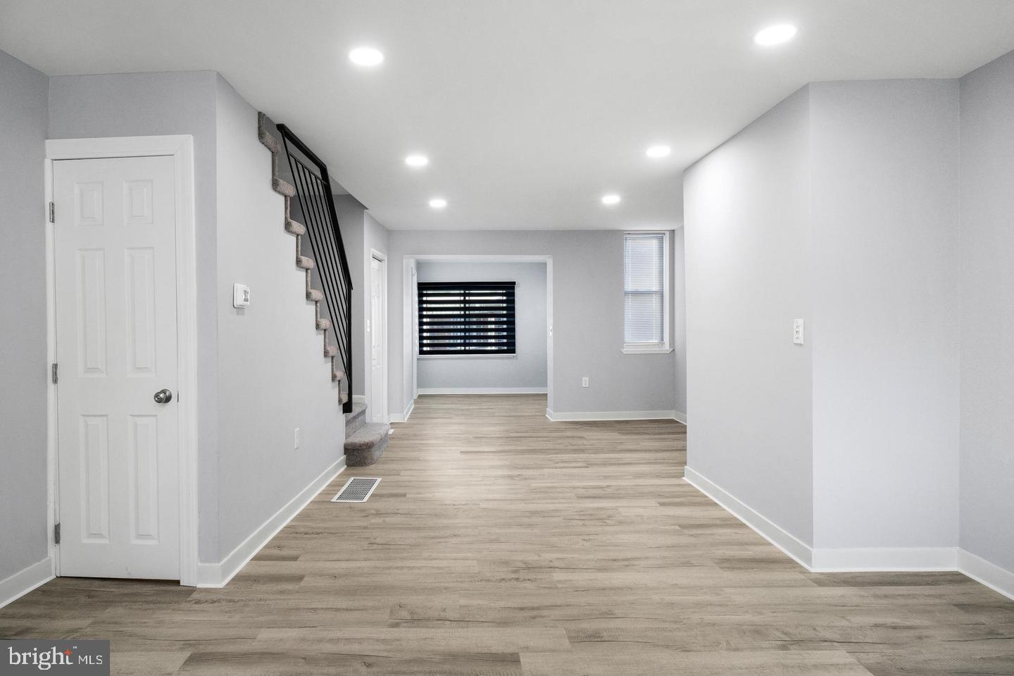 HARROWGATE - Residential