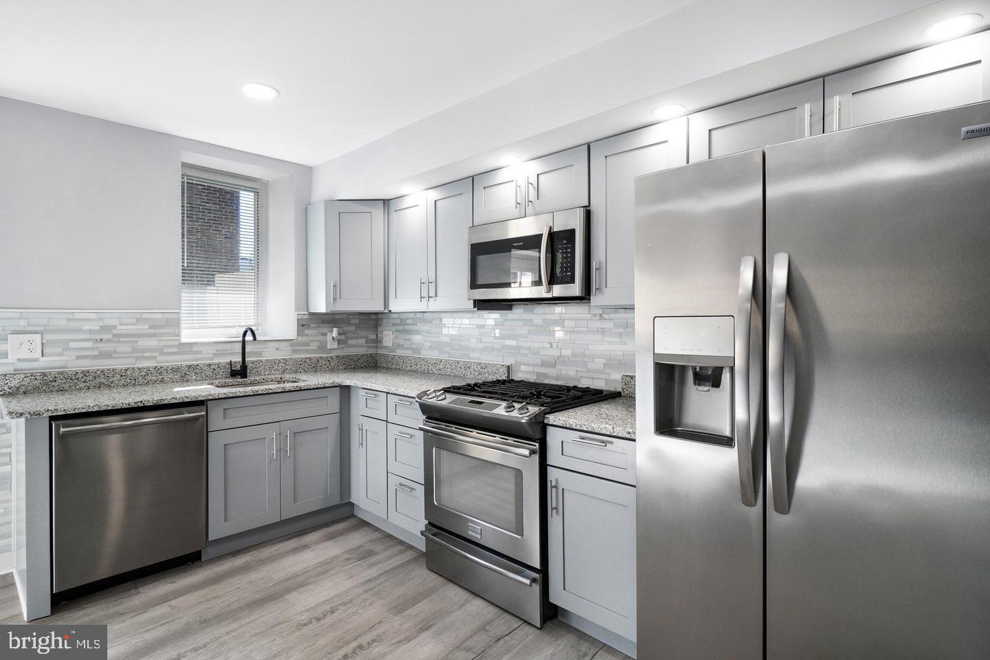 HARROWGATE - Residential