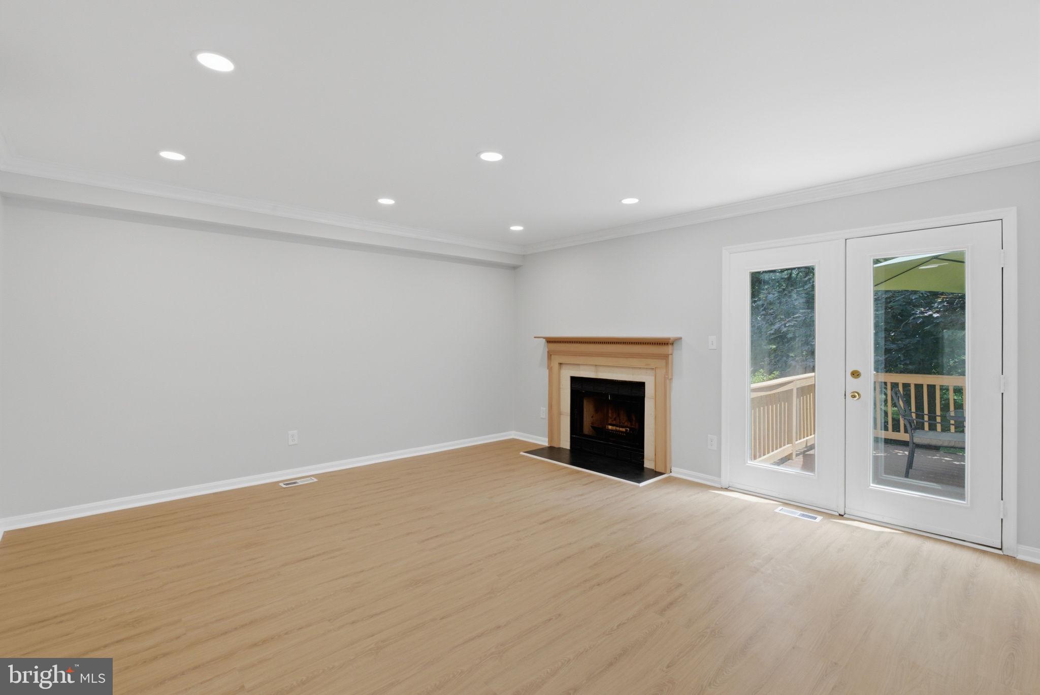 MAYS CHAPEL VILLAGE - Residential