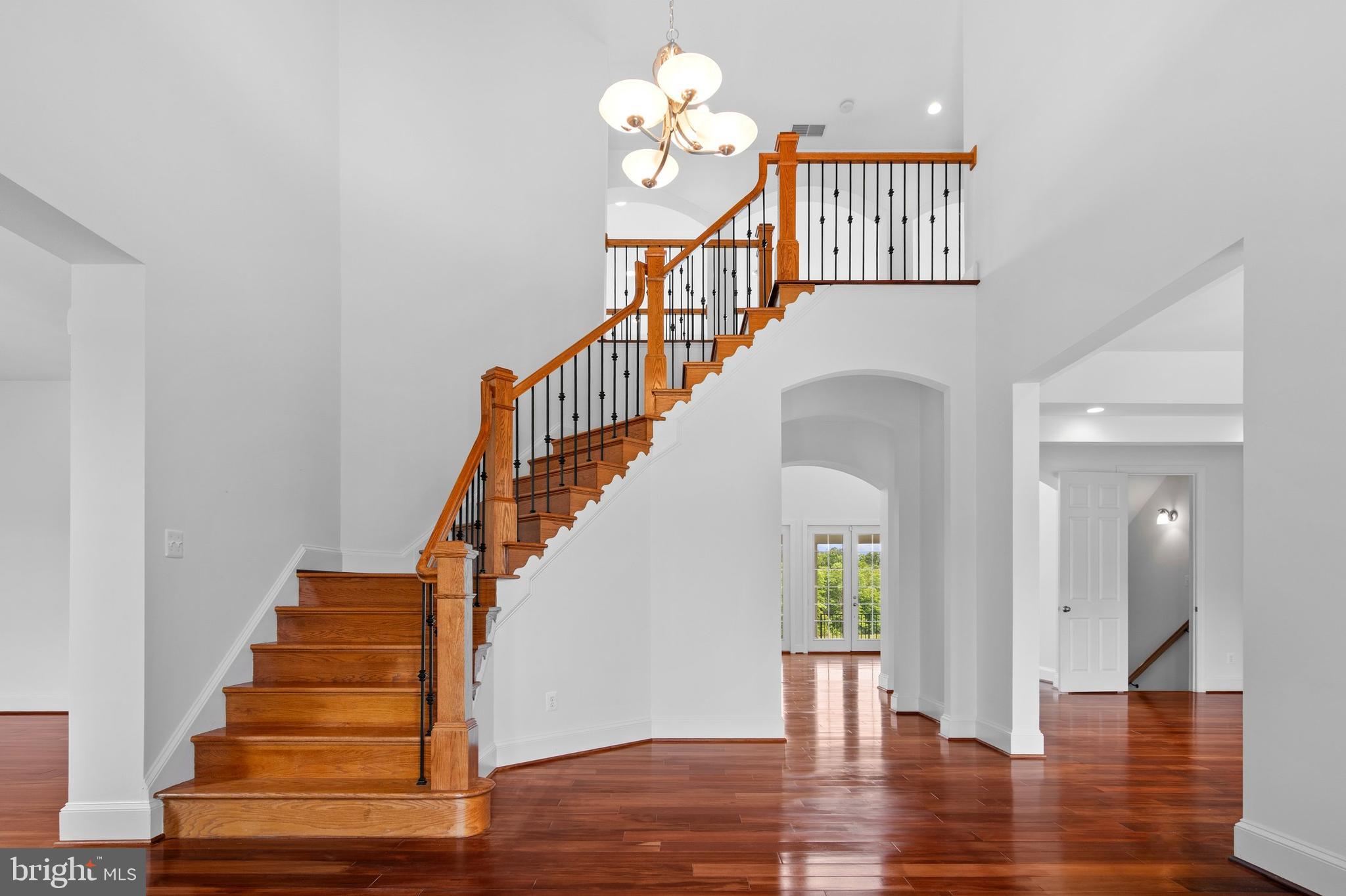 LONGMOOR FARM ESTATES - Residential