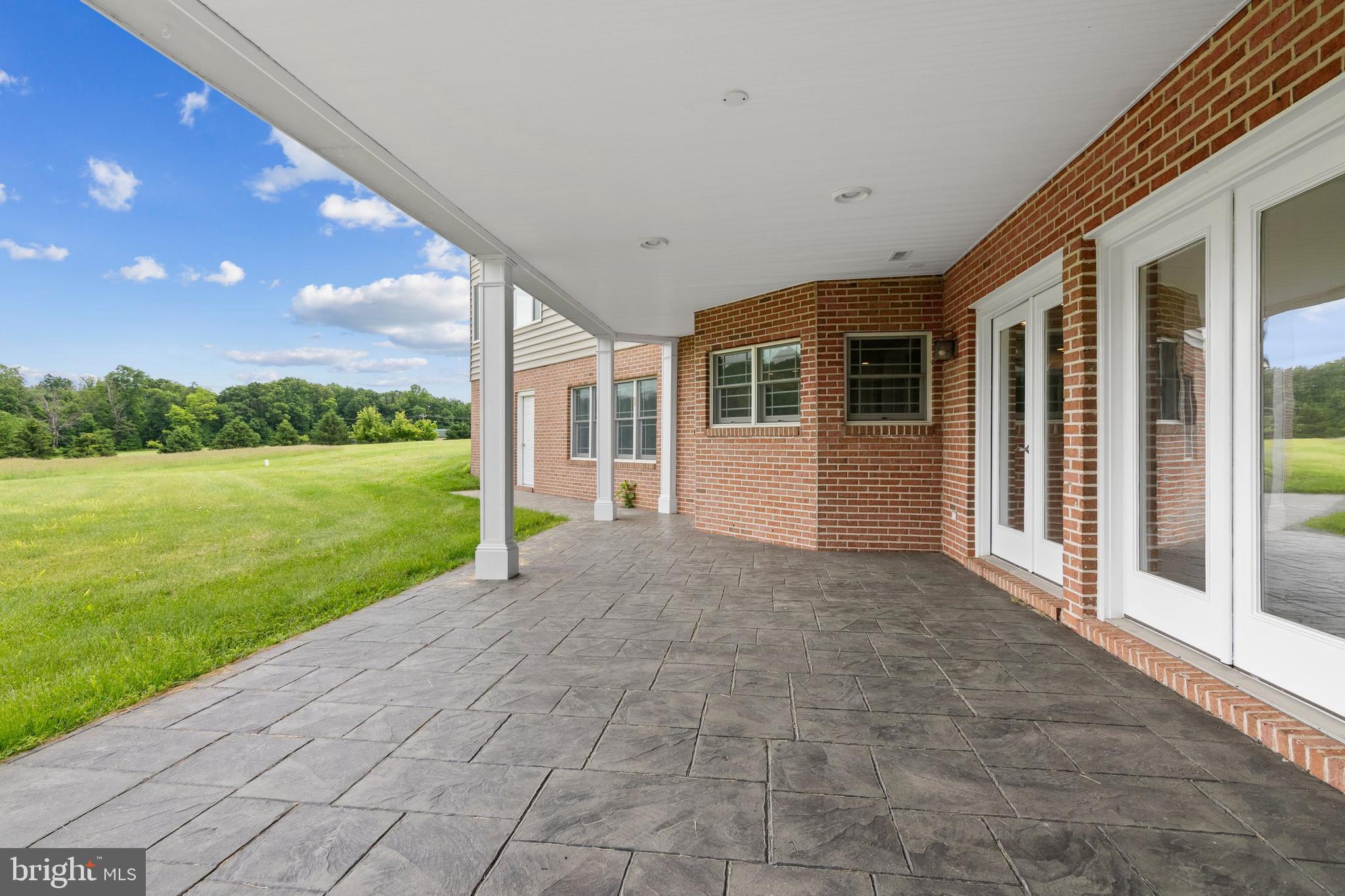 LONGMOOR FARM ESTATES - Residential